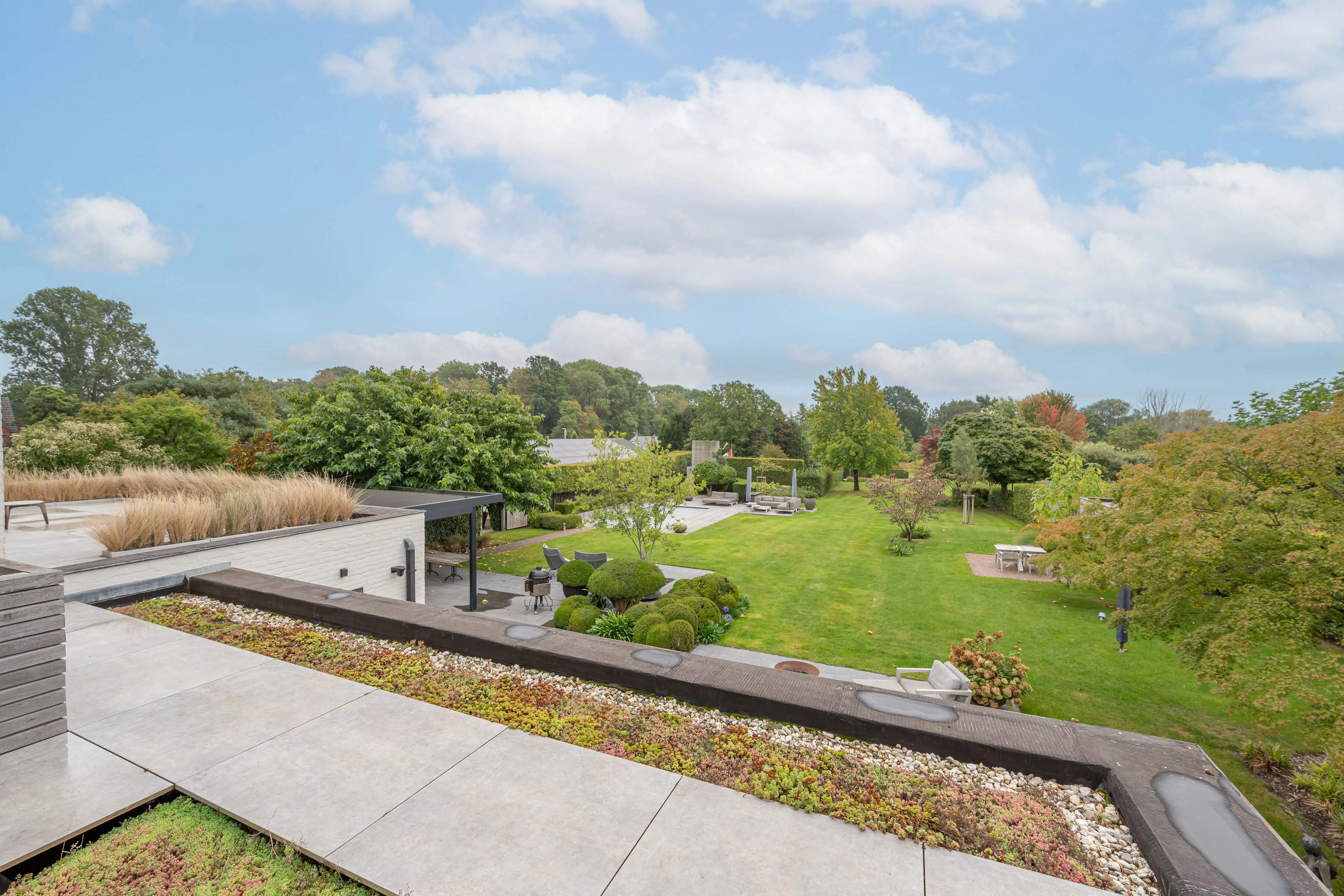 Sublieme en multifunctionele eigendom met exclusieve tuin foto 22