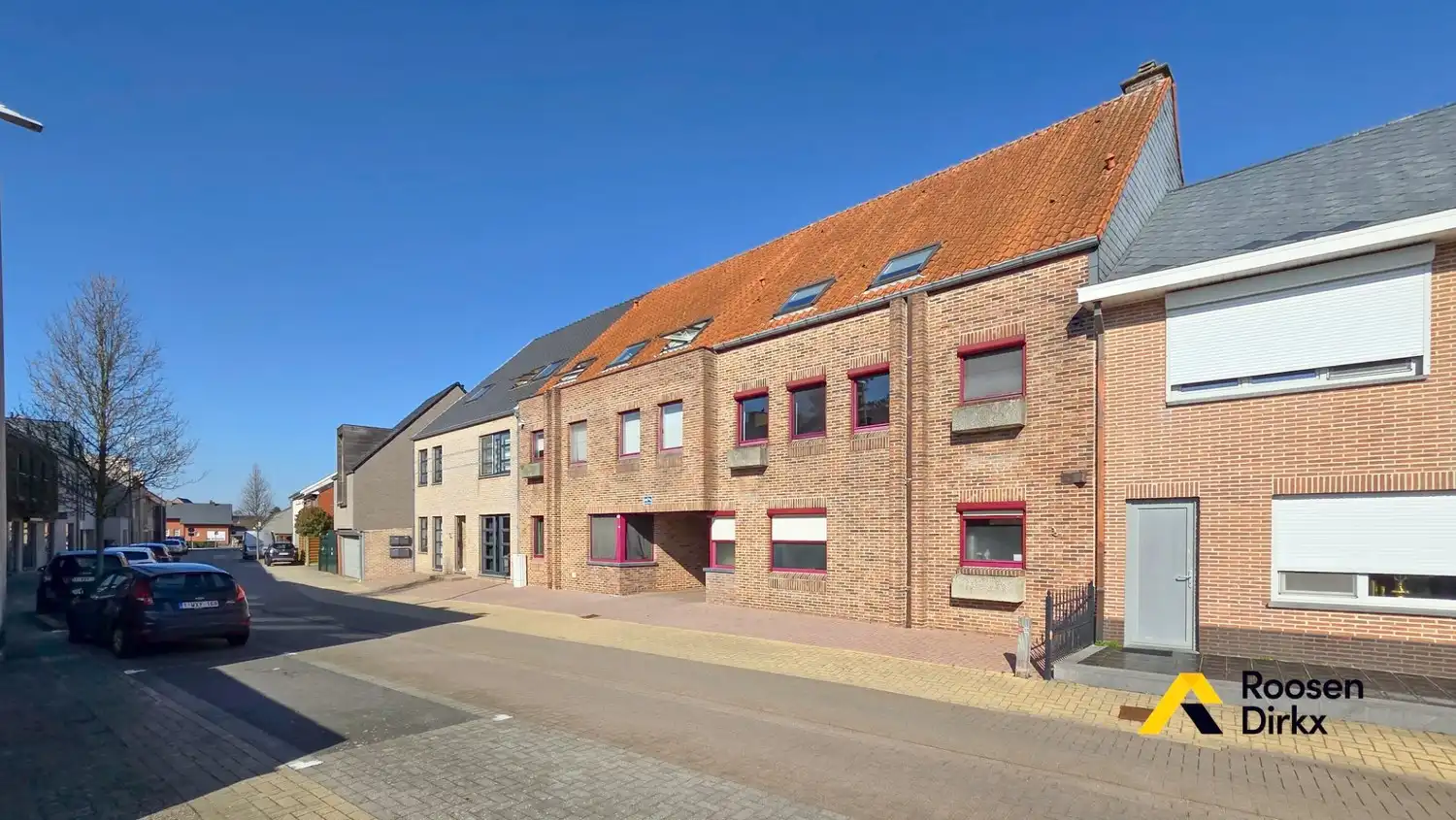 Degelijk appartement met 2 SK's in rustige buurt! foto {{pictureIndex}}