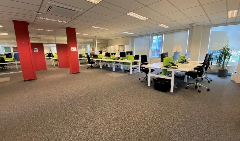 Burelen te huur in kantorencomplex Portalis aan E40 in Zwijnaarde foto 5