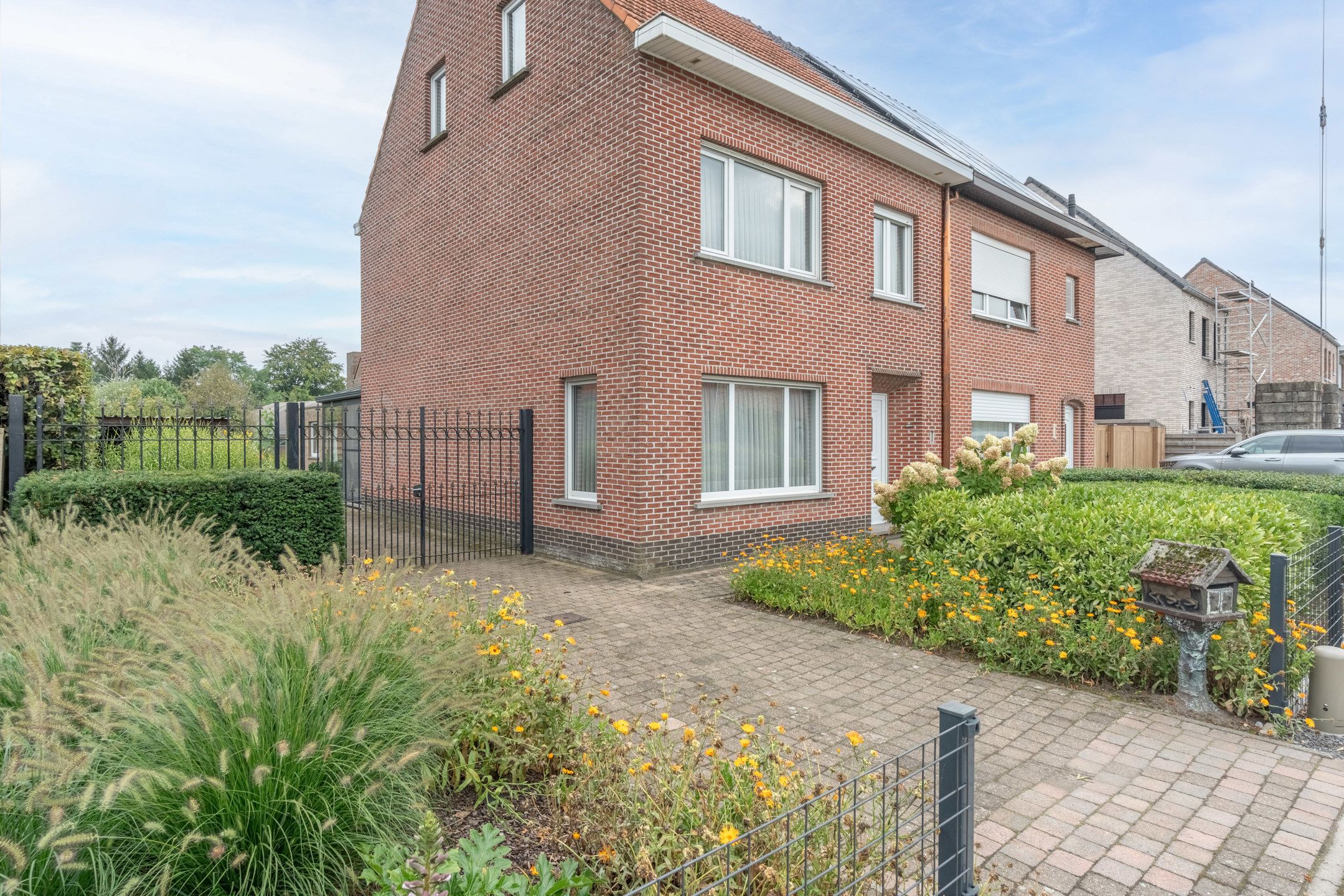 Goed gelegen gezinswoning op 483 m² te Turnhout foto 2