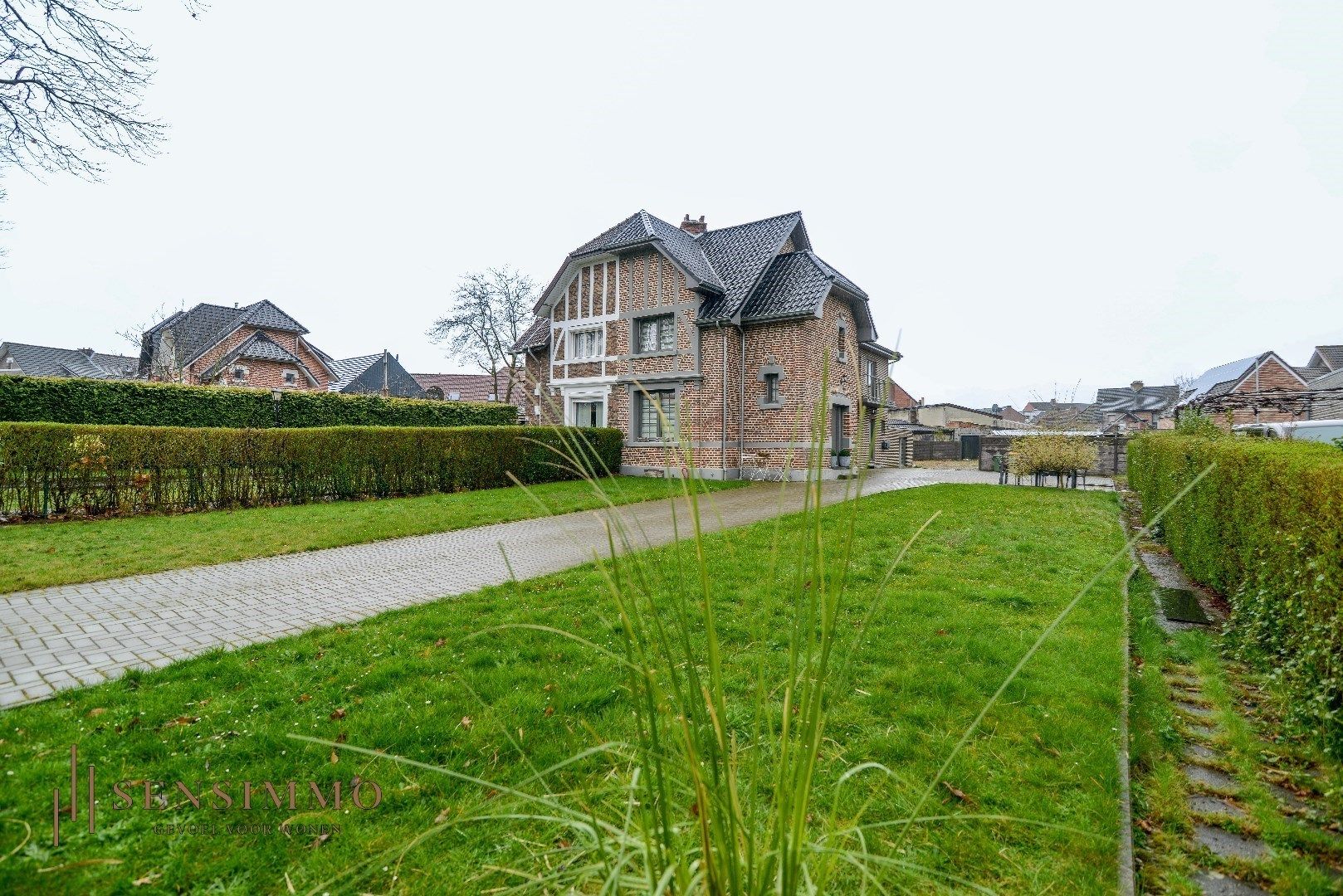 Prachtig gerenoveerd Tuinwijkwoning met 3 slaapkamers op ruim perceel foto 3