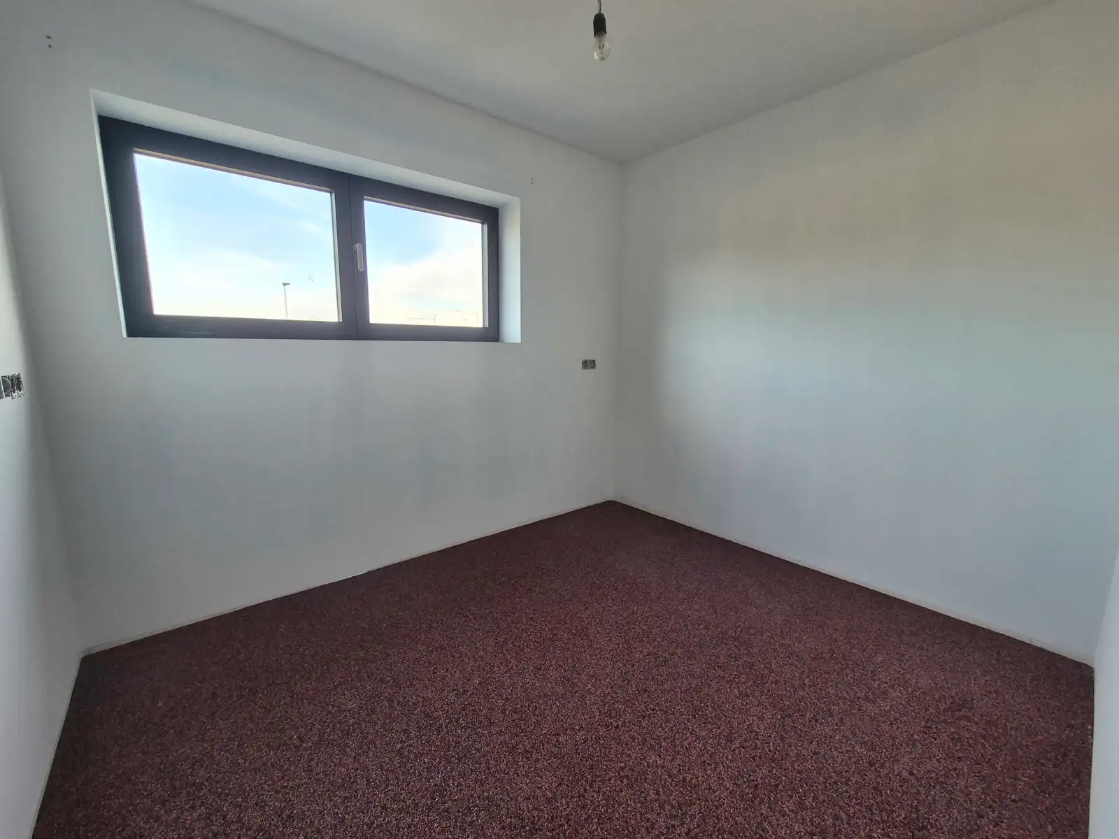 Recent, groot, praktisch + zuidgericht met prachtig uitzicht foto 22