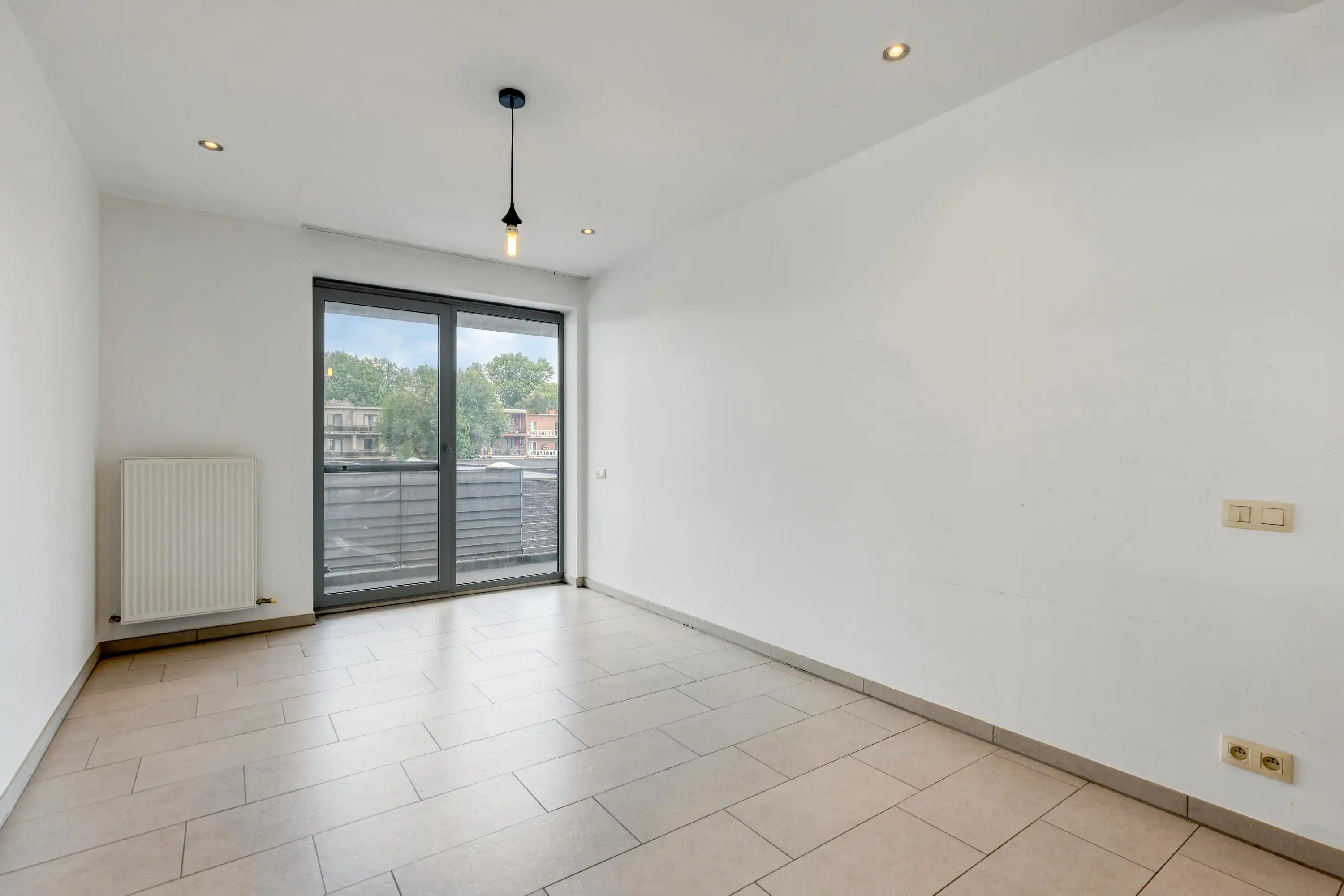 Ruim appartement met 2 slpk en garage te koop in Brasschaat foto 12