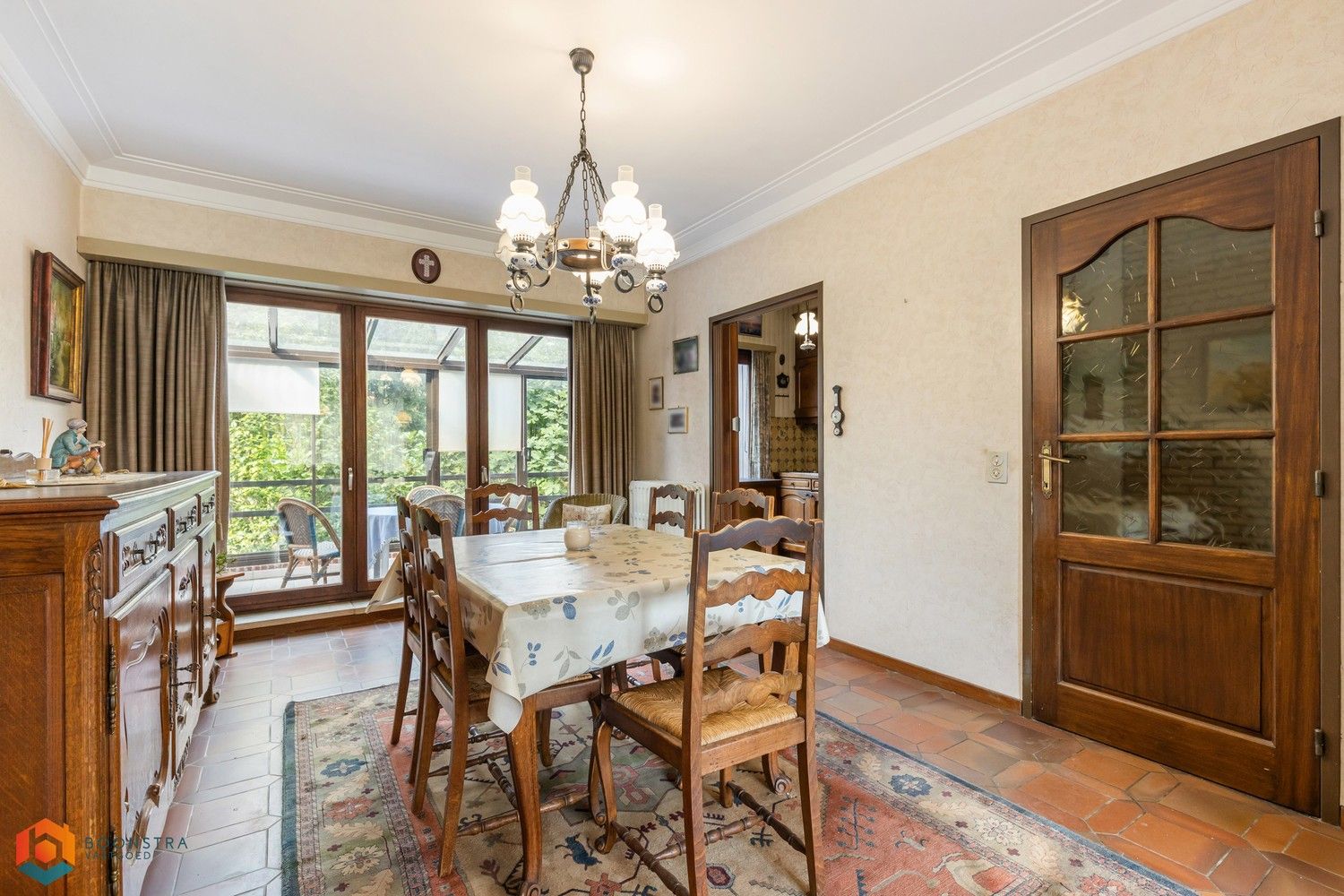 Te renoveren bel-etage te Edegem foto 7