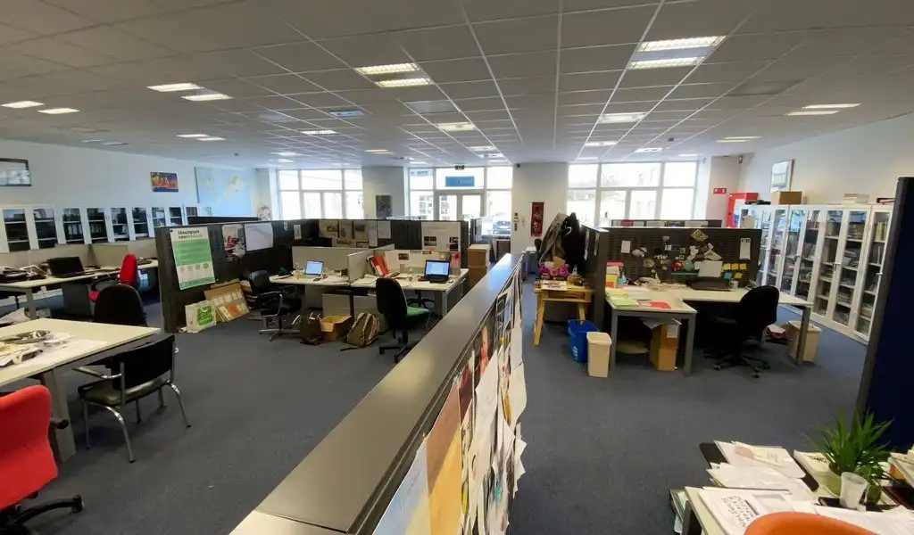 Gerenoveerde kantoren te huur aan Begijnhoflaan in Gent foto 16