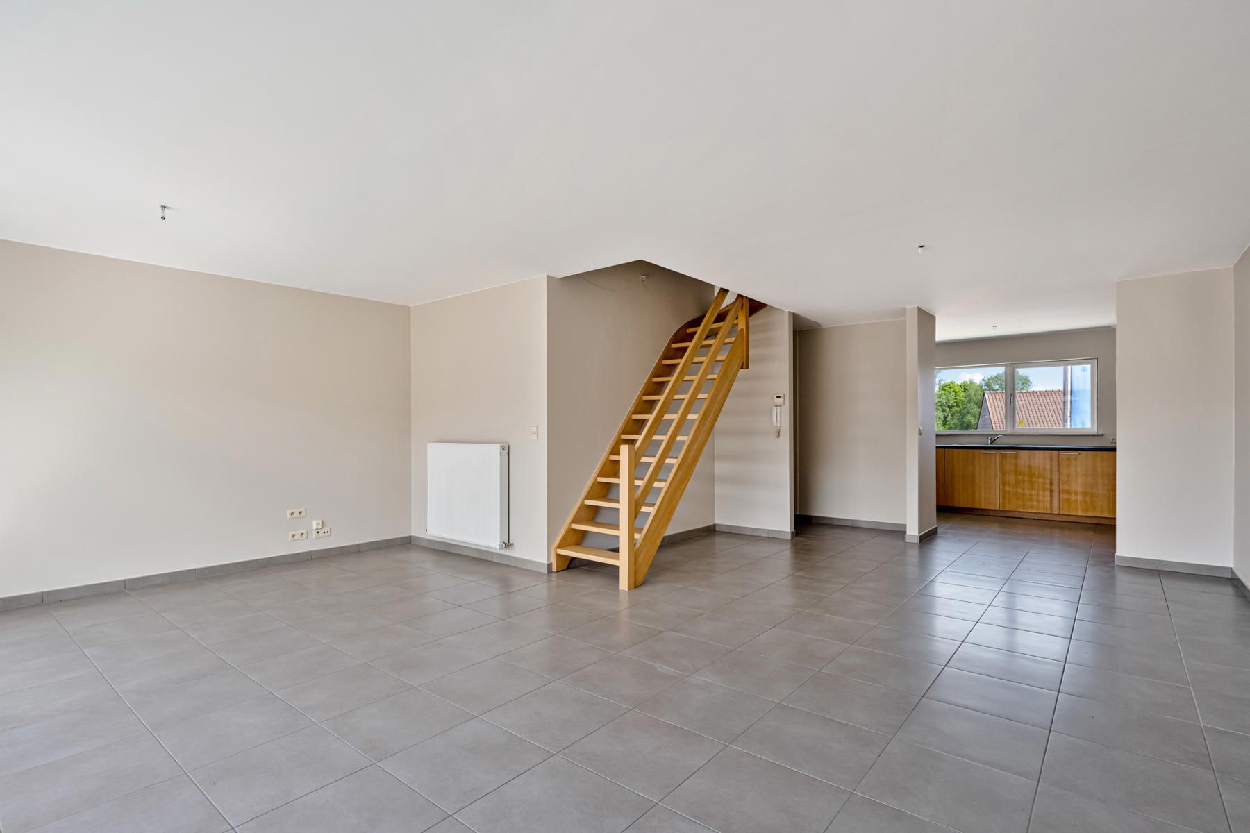 Instapklaar duplex-appartement met 3 slaapkamers foto 3