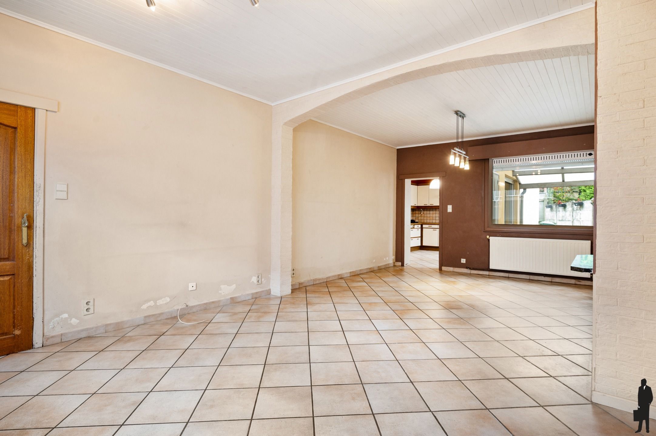 Ruime woning op een interessante locatie foto 3