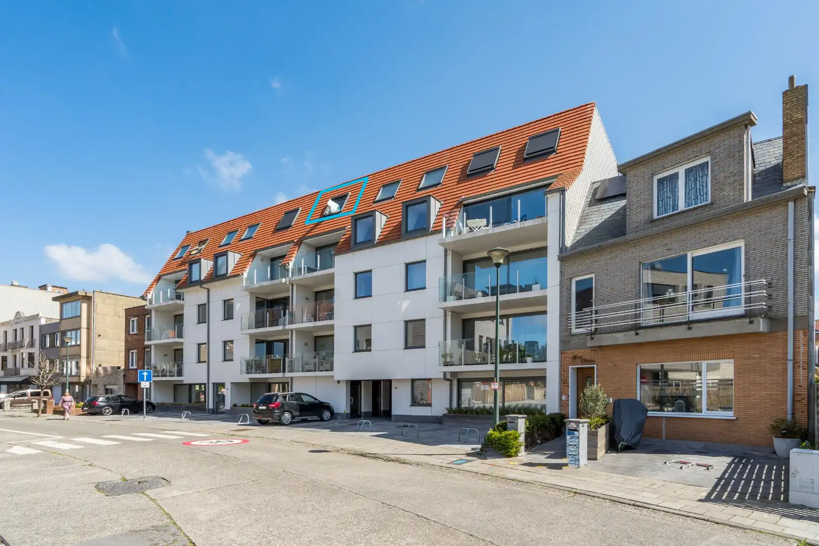 Een heerlijk plekje aan zee, op enkele passen van het strand foto 5