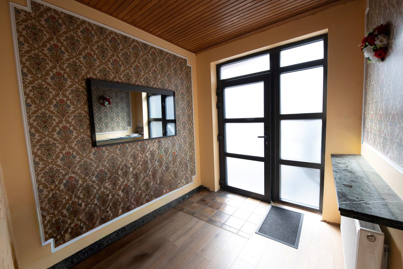 Woning met 5 slaapkamers TE KOOP in Waregem!  foto 2