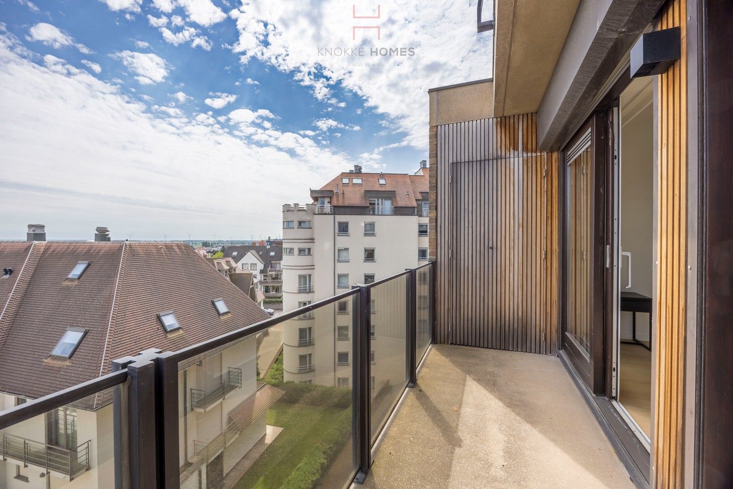 Luxueus gerenoveerd vakantie-appartement op de zeedijk aan het Albertstrand foto 19