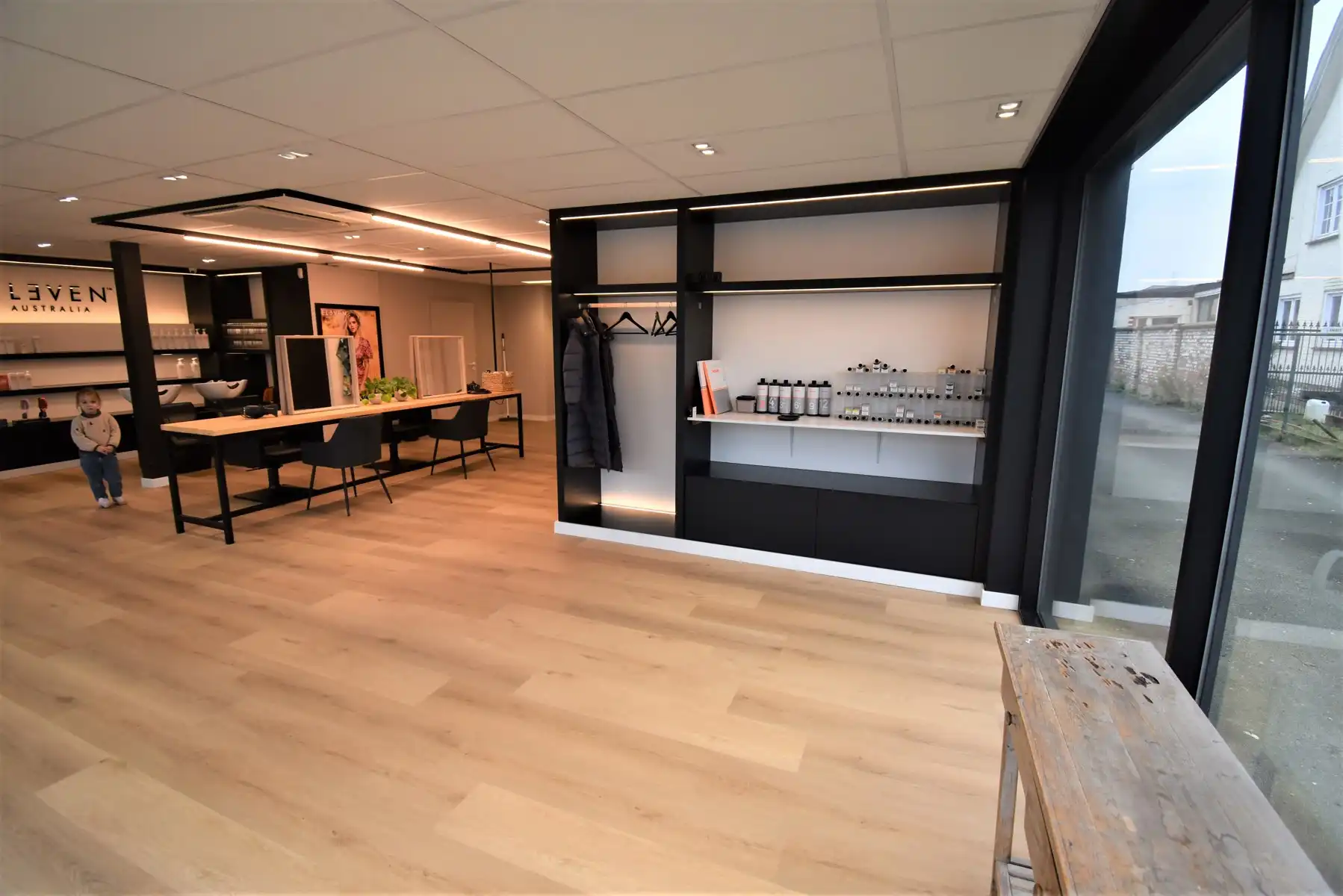 Goed gelegen commerciële ruimte foto 5