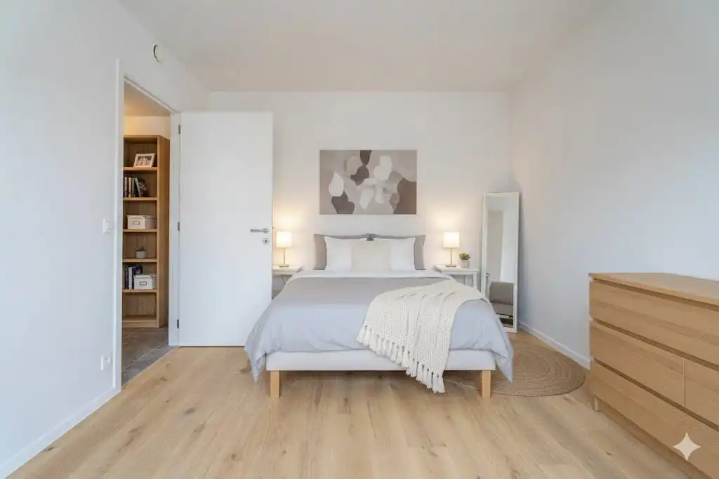 Kwalitatief tweeslaapkamerappartement in centrum Kortrijk! foto 4