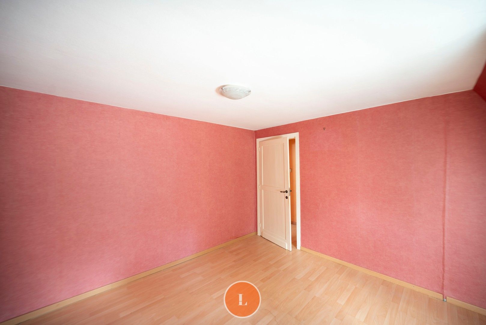 Te renoveren woning in Wervik te koop foto 8