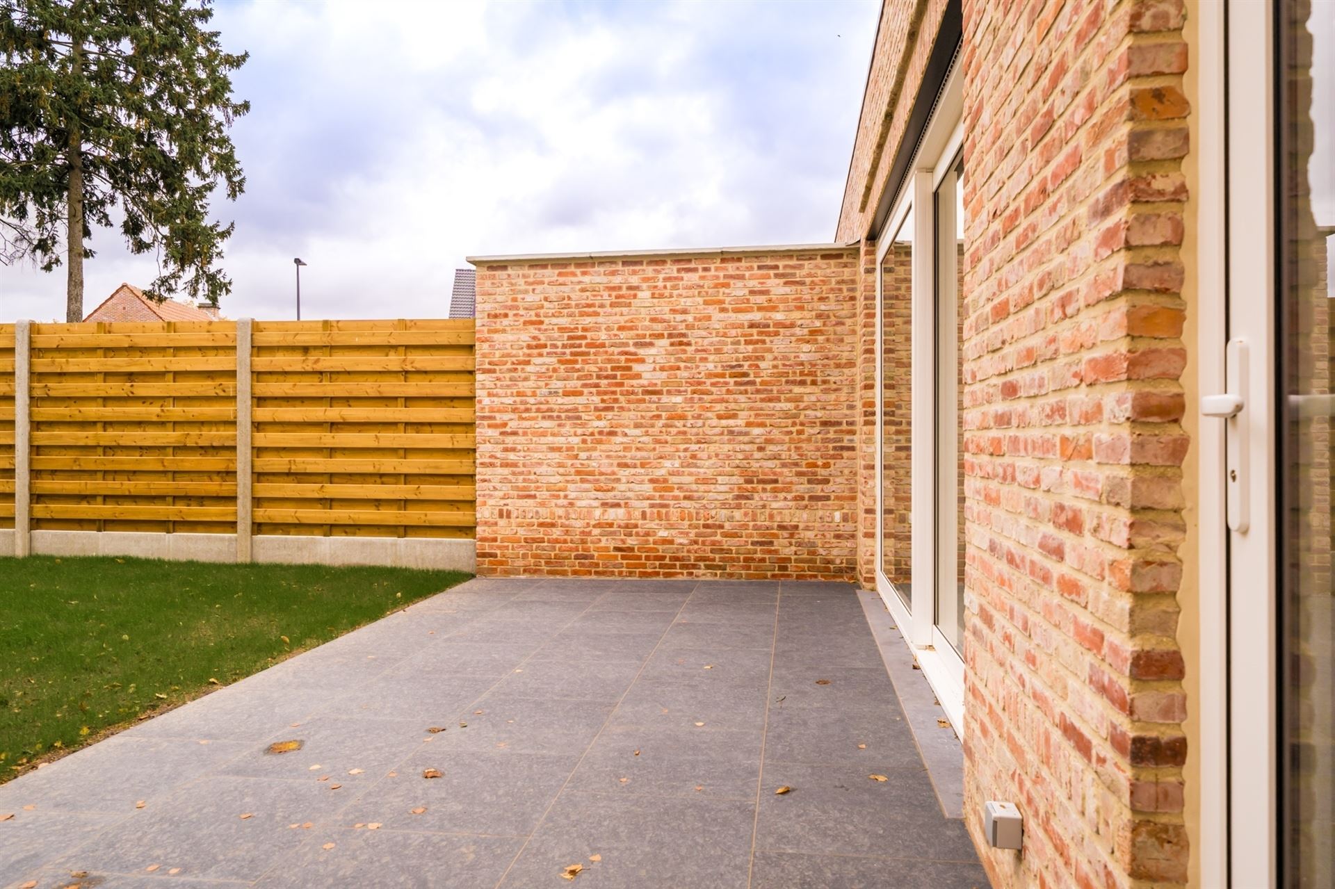 Moderne nieuwbouwwoning met 4 slpkm, tuin en garage  foto 22