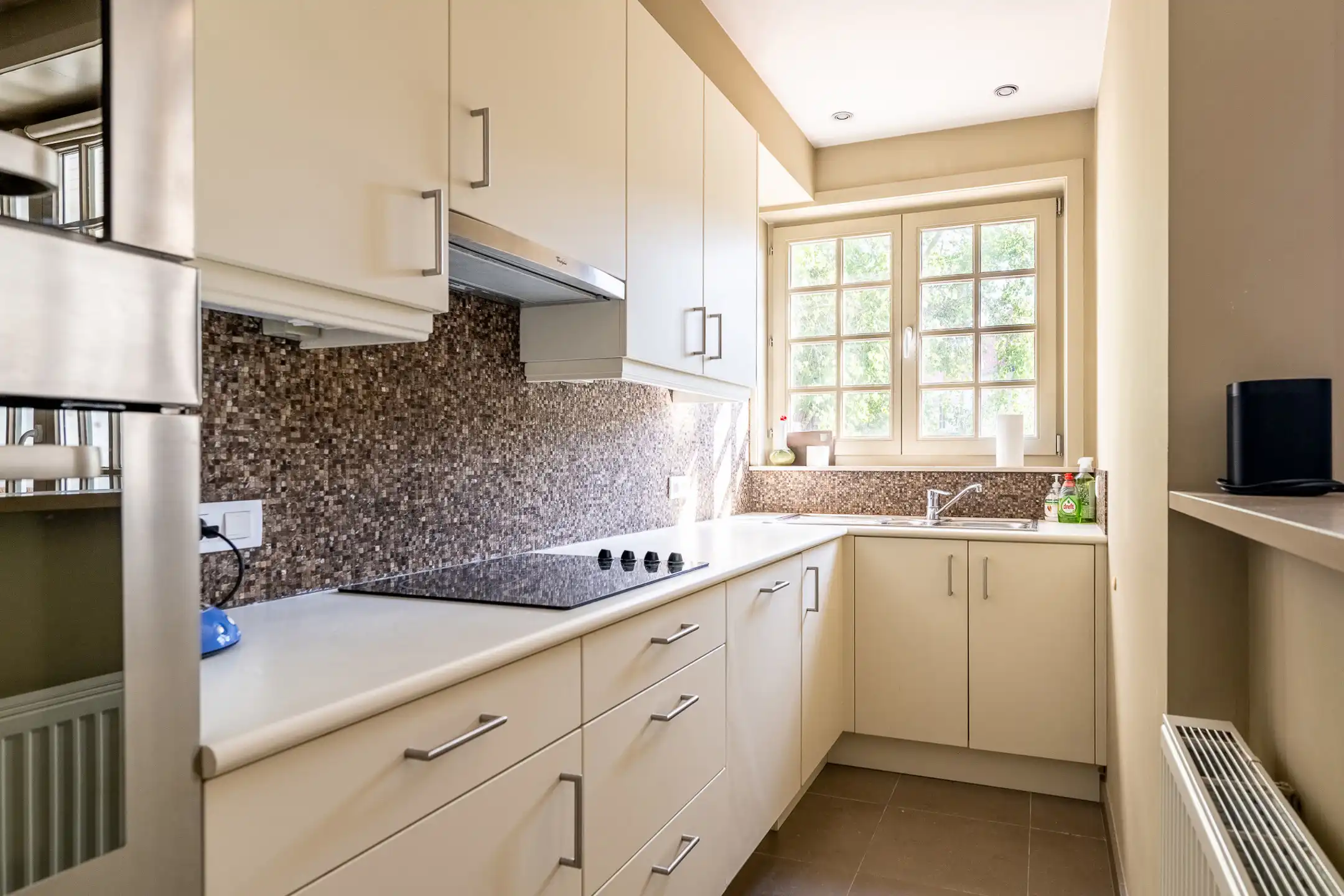 Gemeubeld wonen in de Eugène Ysayelaan foto 10