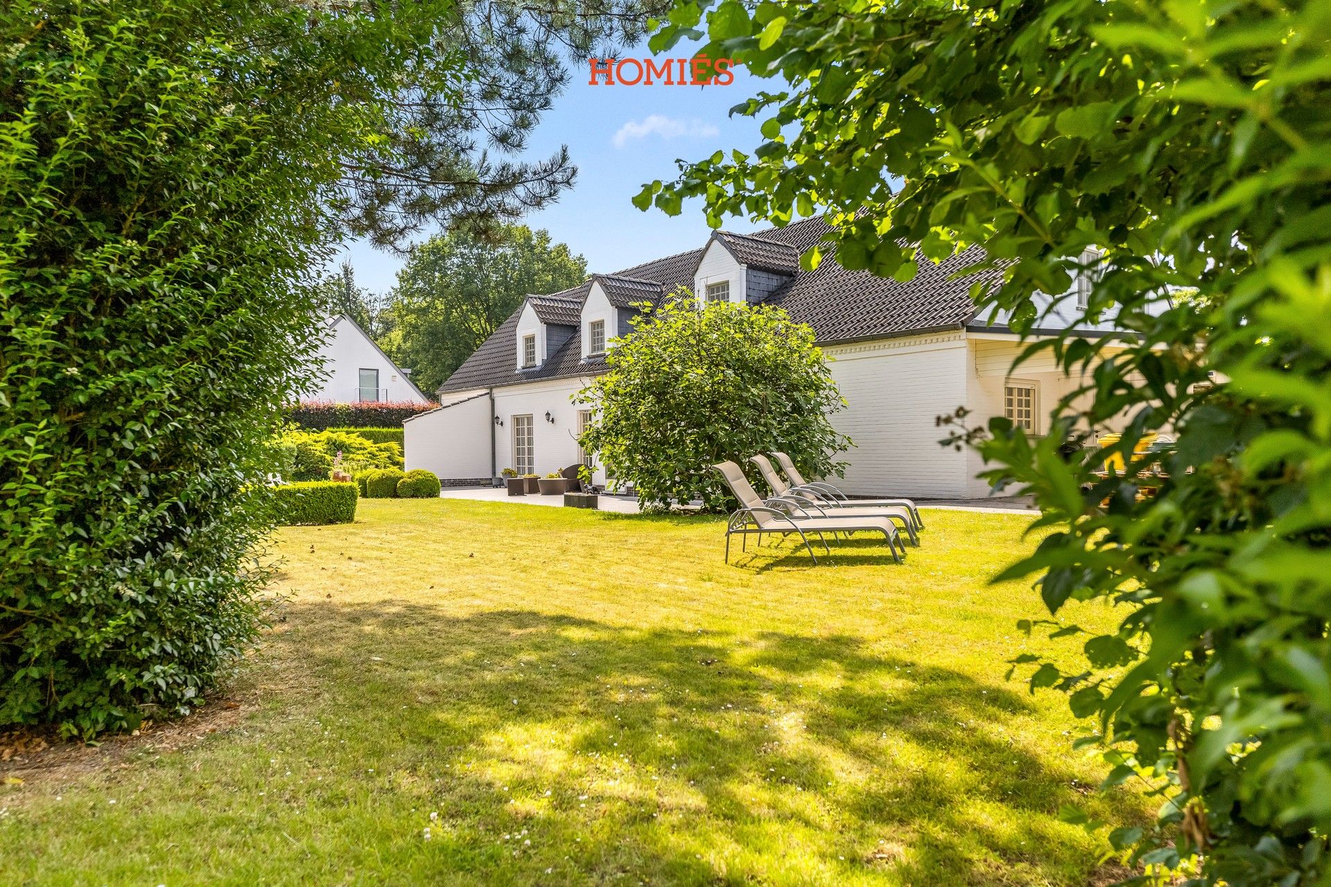 Klassevolle villa op residentiële toplocatie foto 9