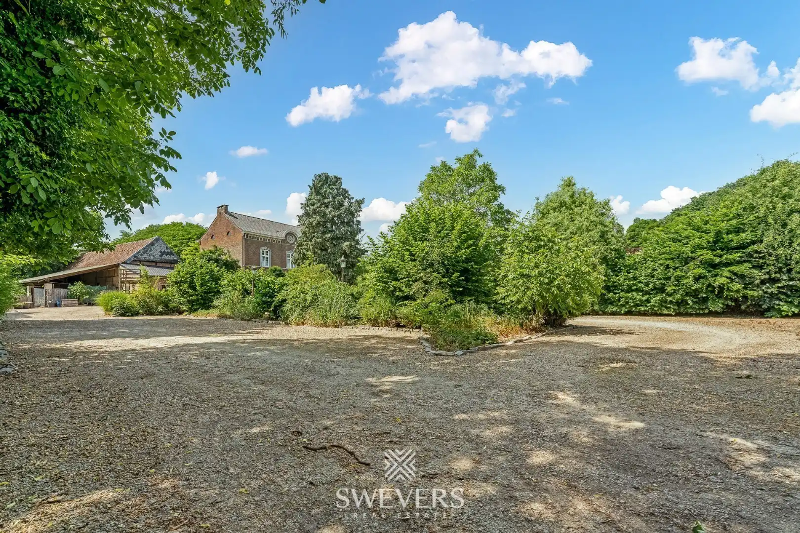 Authentiek herenhuis op 77a met stallingen foto 26