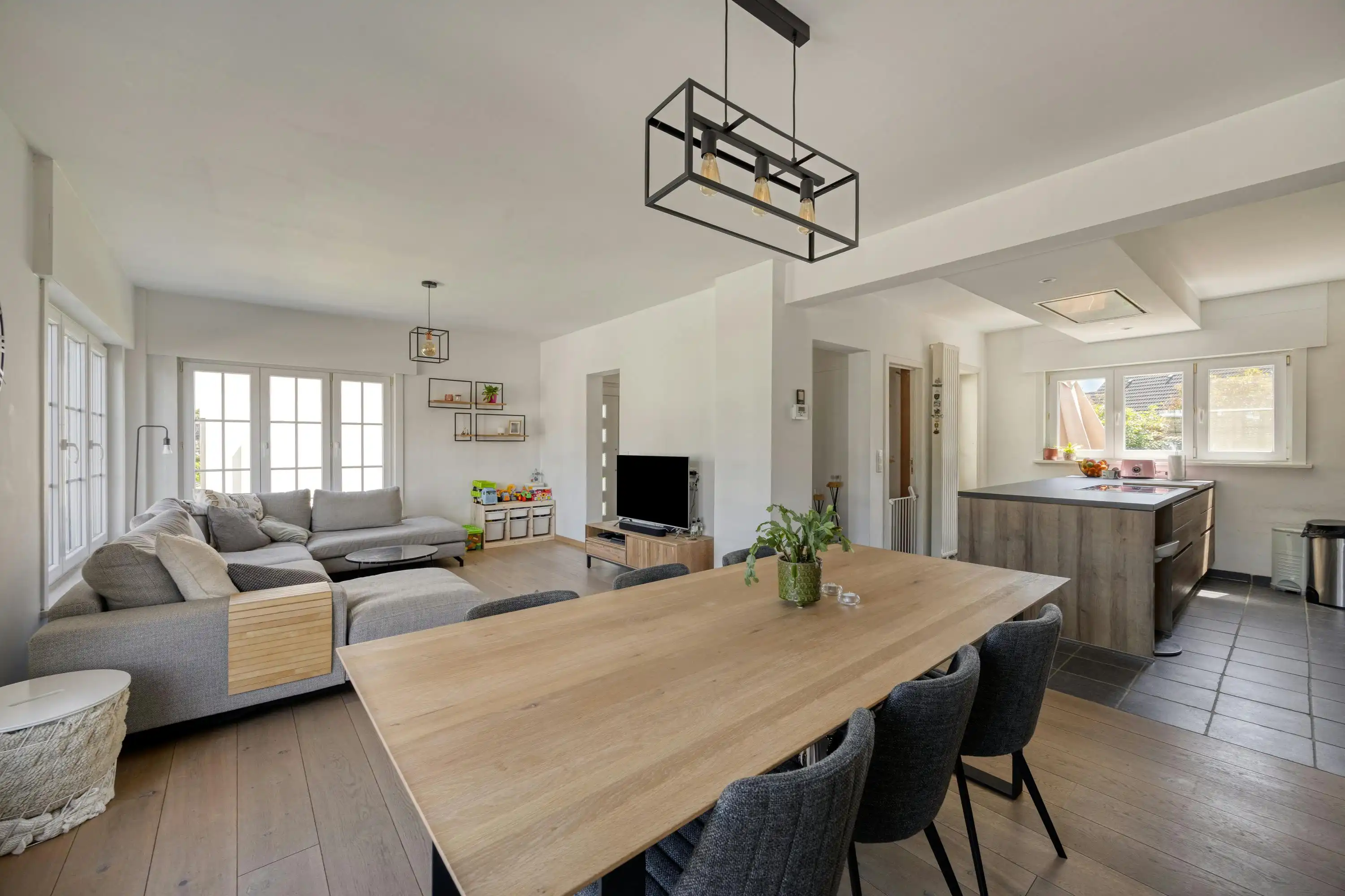 instapklaar halfopen huis te koop in halle foto 5