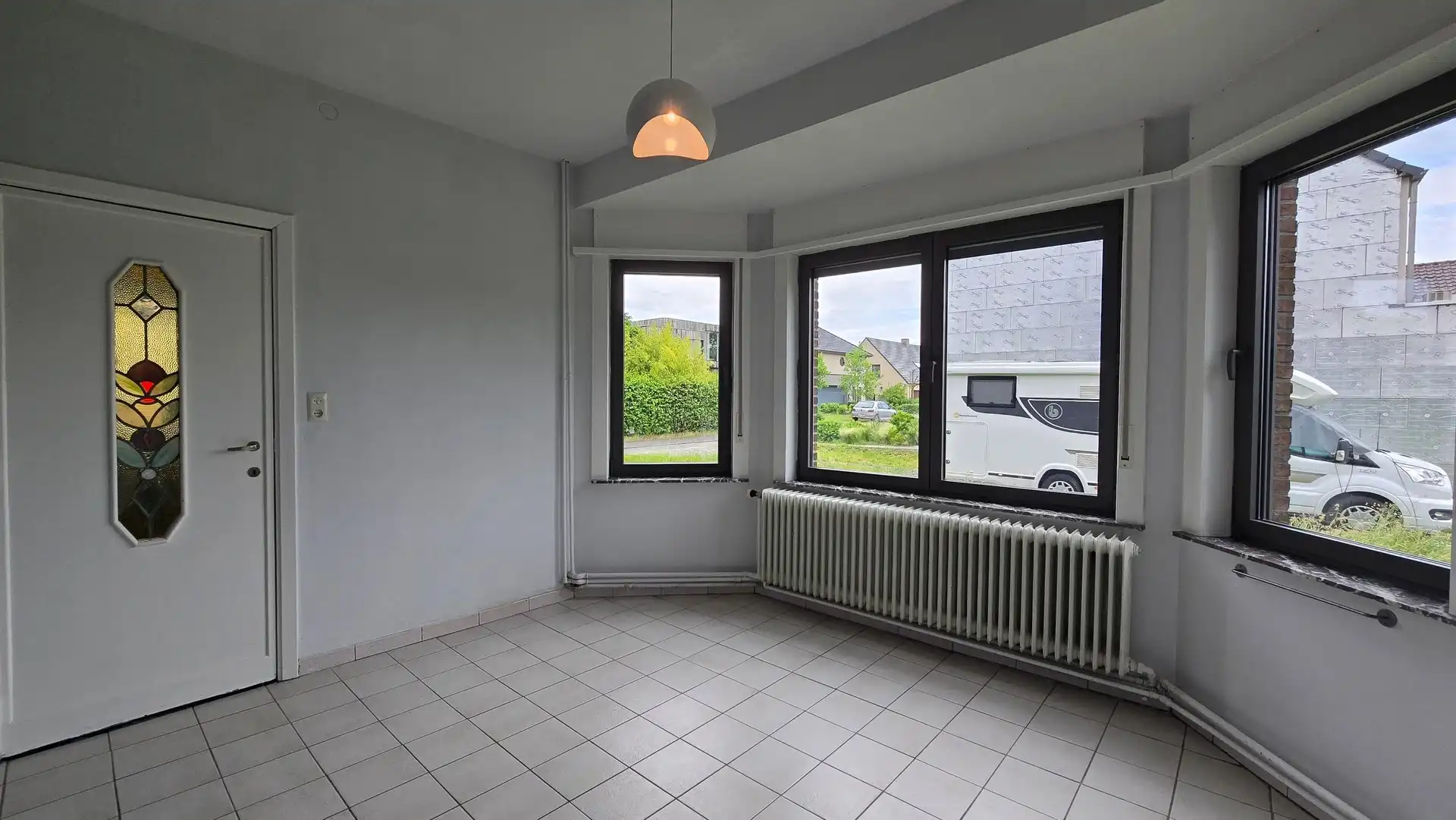 Karaktervolle Vrijstaande Woning met Veranda, Ruime Tuin en Vrijstaande Garage in Veltem-Beisem foto 11