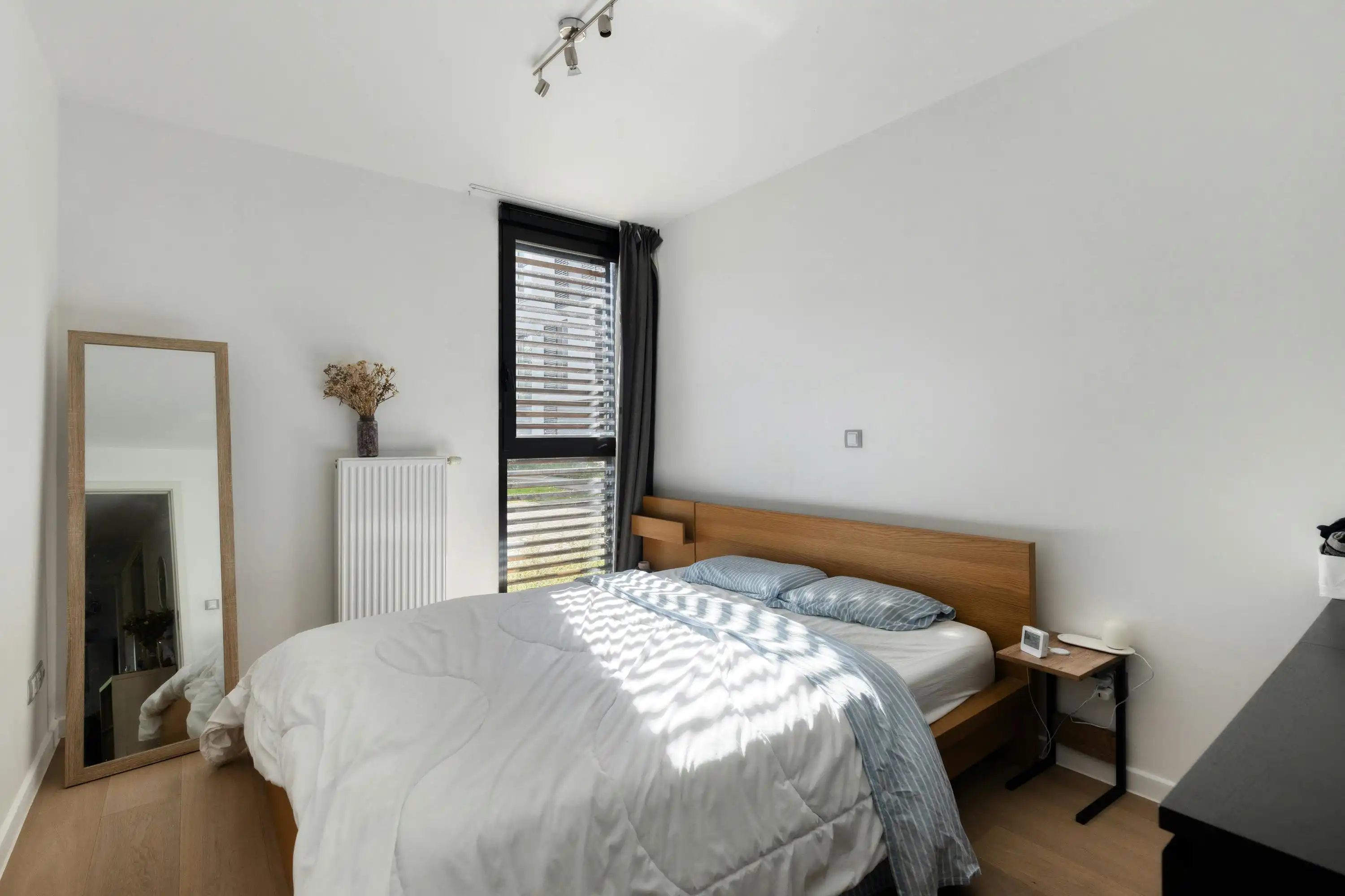 Gelijkvloers appartement te koop met terras en open zicht foto 8