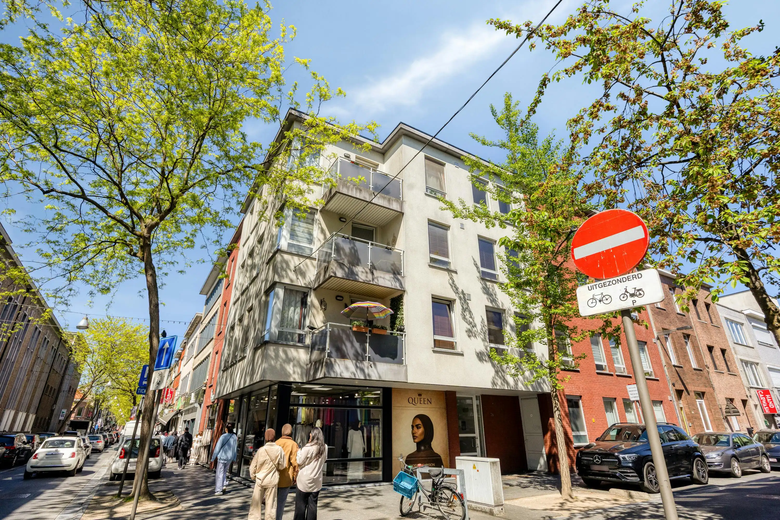 Ruim 3-slaapkamerappartement met terras te koop in Antwerpen foto 20