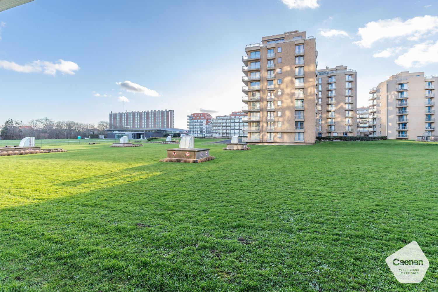 Zuid-west gerichte studio met slaaphoek op A-ligging! foto 10