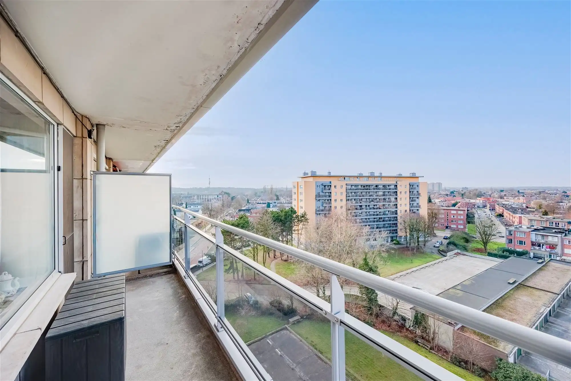 Appartement met 2 slaapkamers en twee terrassen en P foto 21