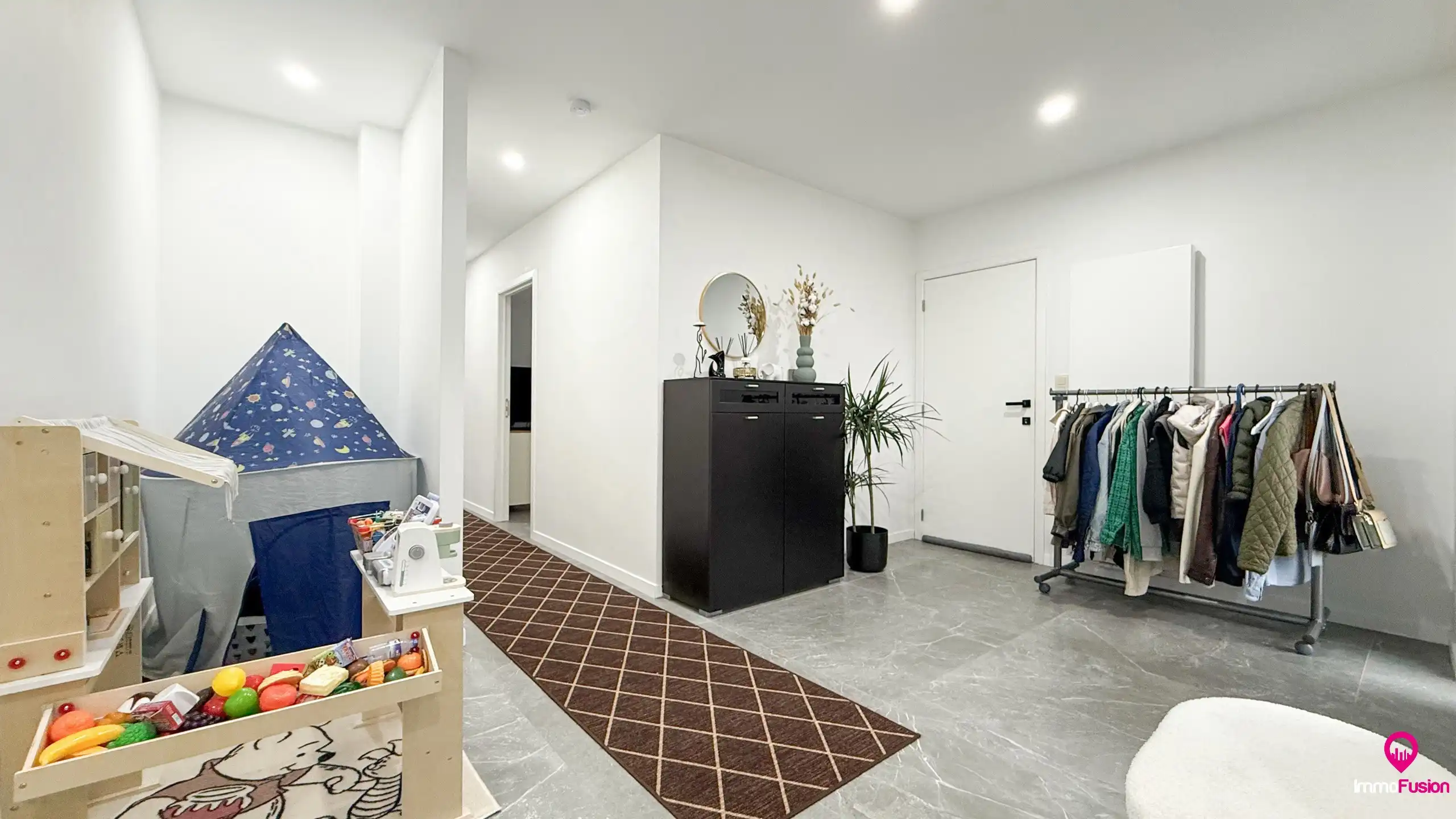 Gerenoveerde woning met 3 slaapkamers en ruime tuin! foto 13