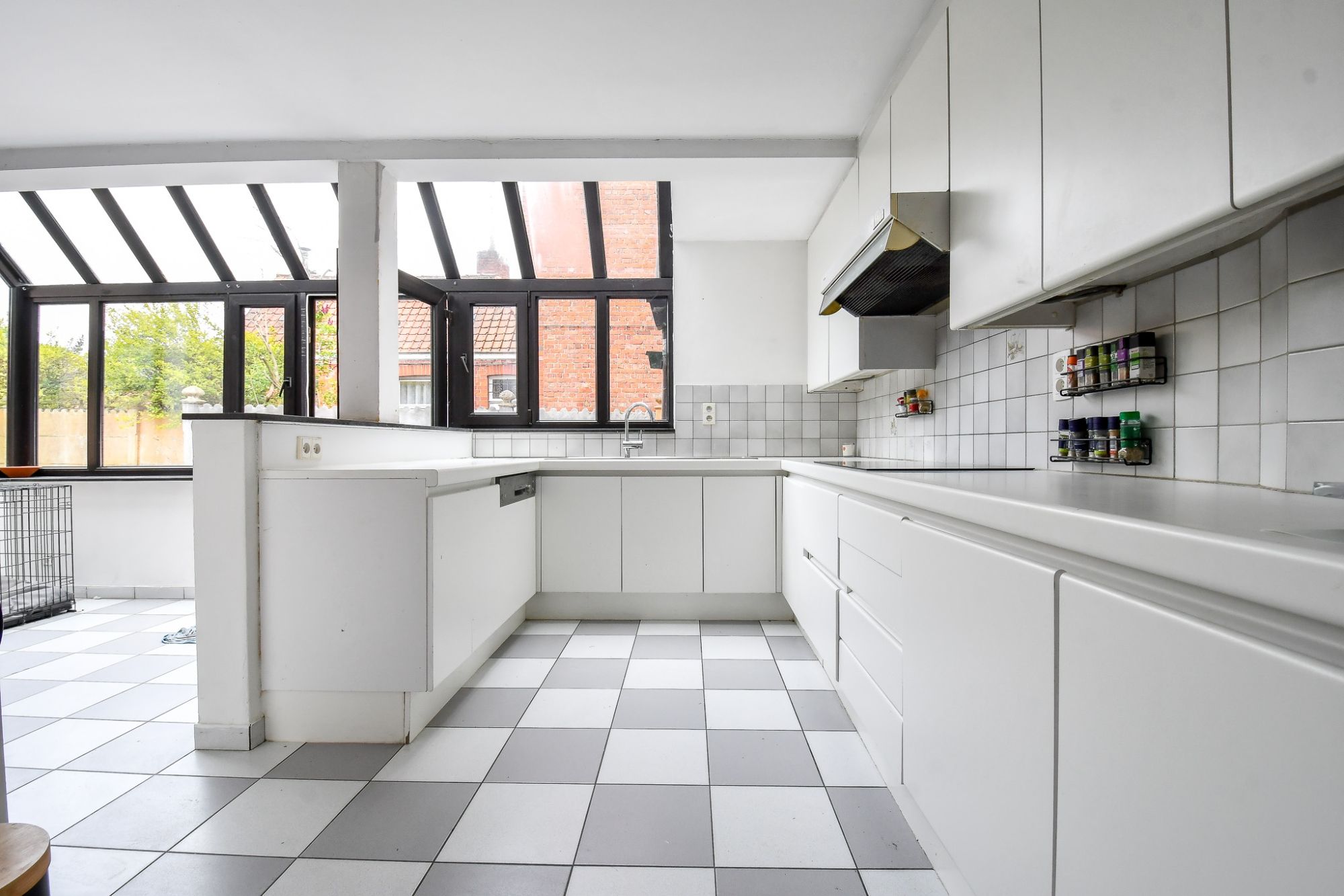 | OPENHUISMOMENT ZATERDAG 03/05 - 8u30 - 10u | RUIME GERENOVEERDE WONING met TUIN & GARAGE foto 11