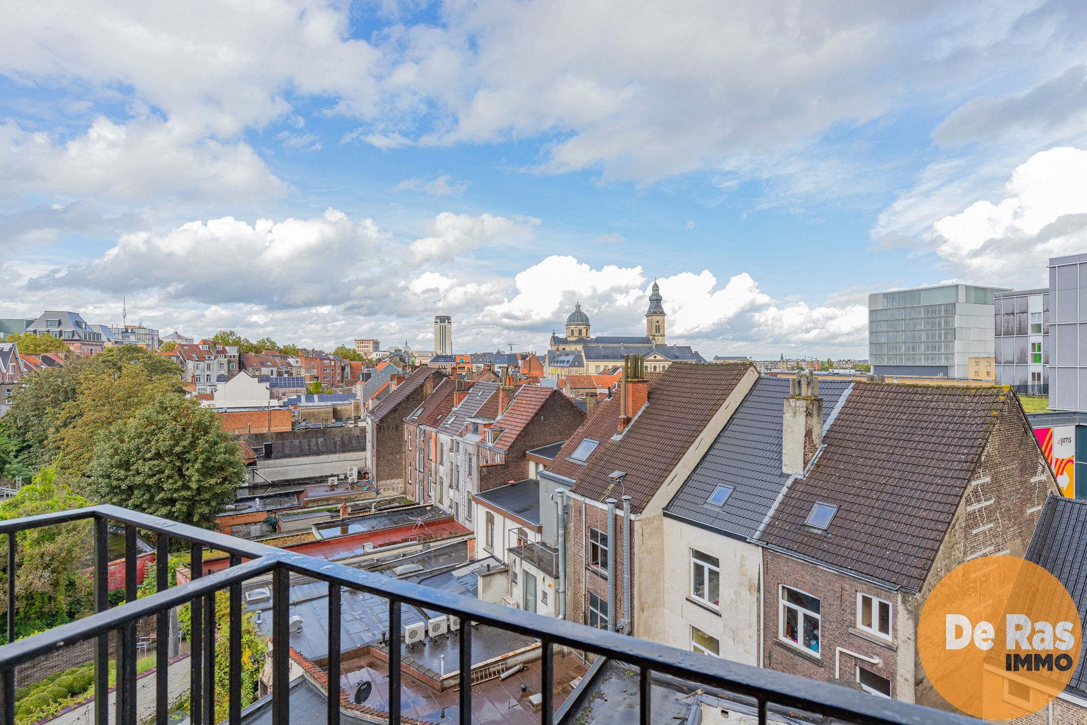 GENT - Centraal gelegen appartement met zicht op groen foto 13