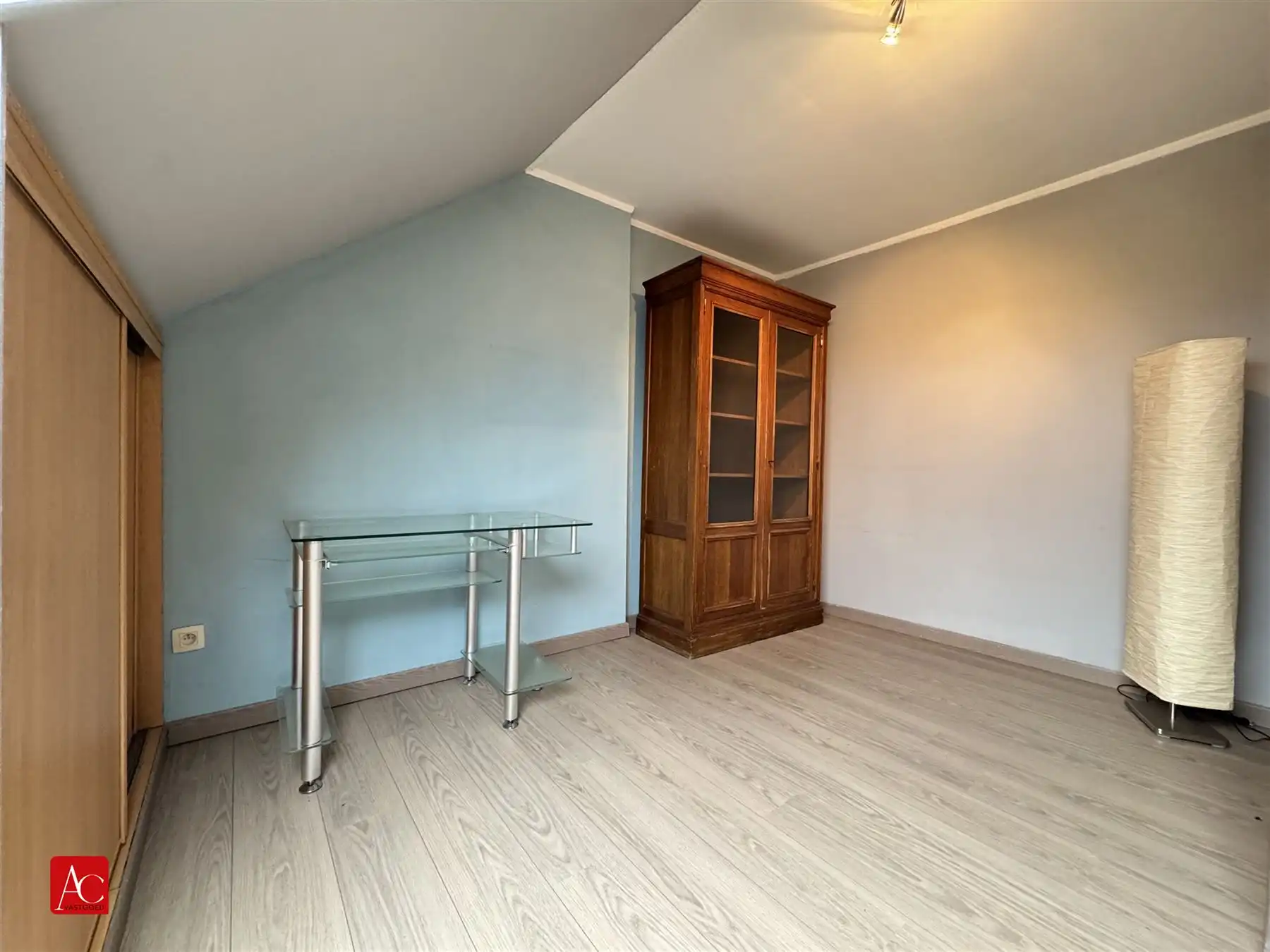 Instapklare ééngezinswoning met 4 slaapkamers foto 25