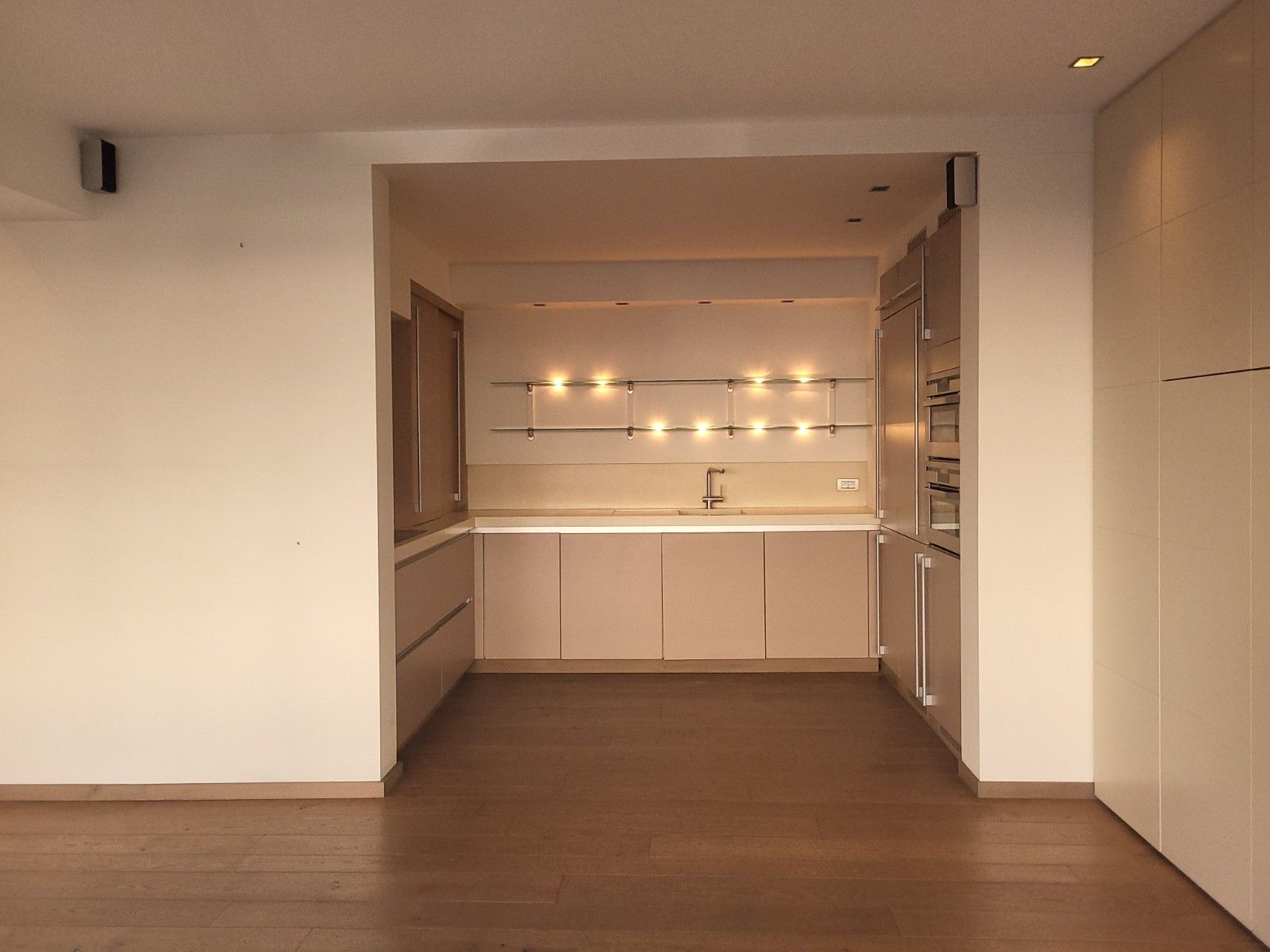 1-slaapkamerappartement  in hartje Deinze foto 5