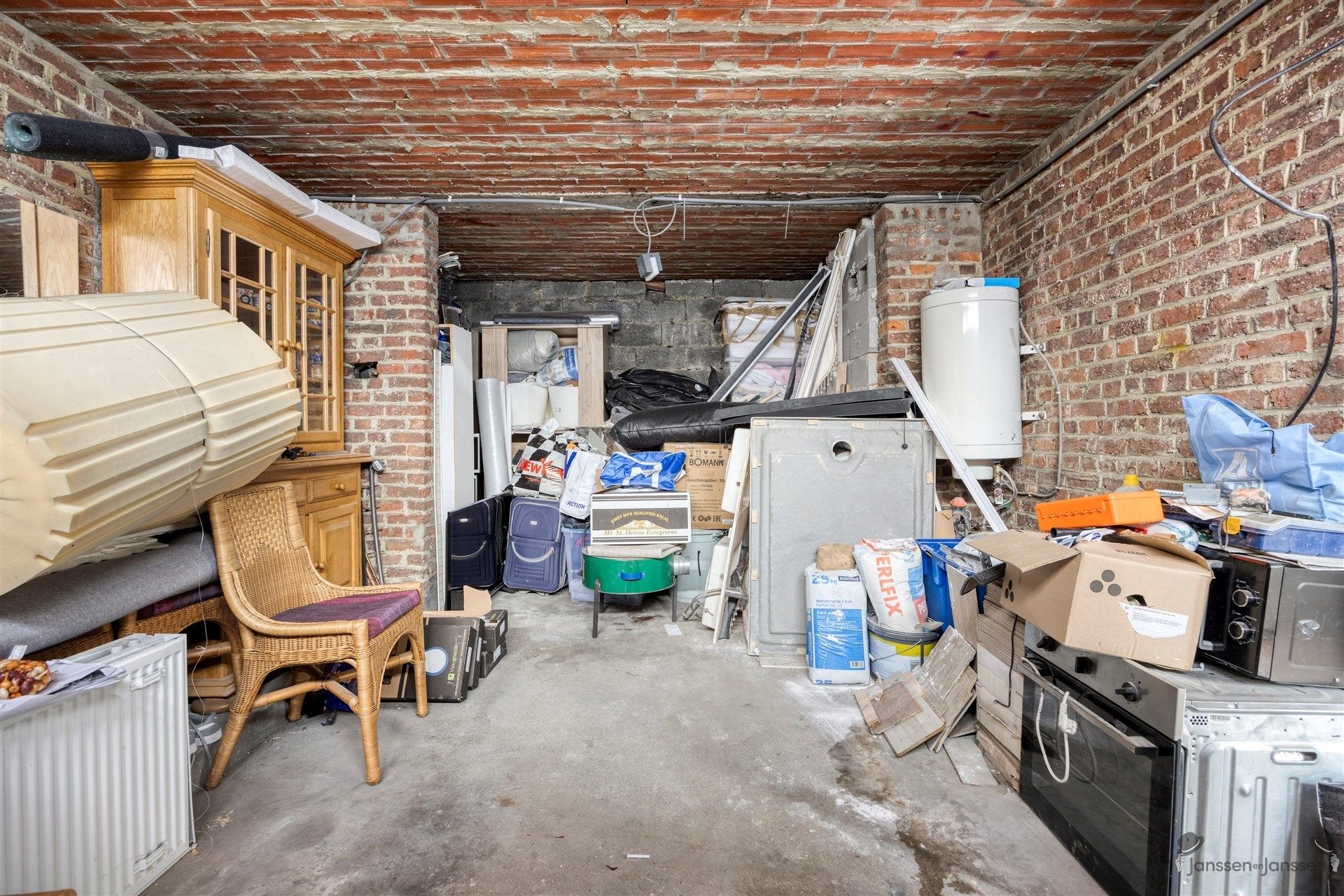 Te renoveren woning foto 29