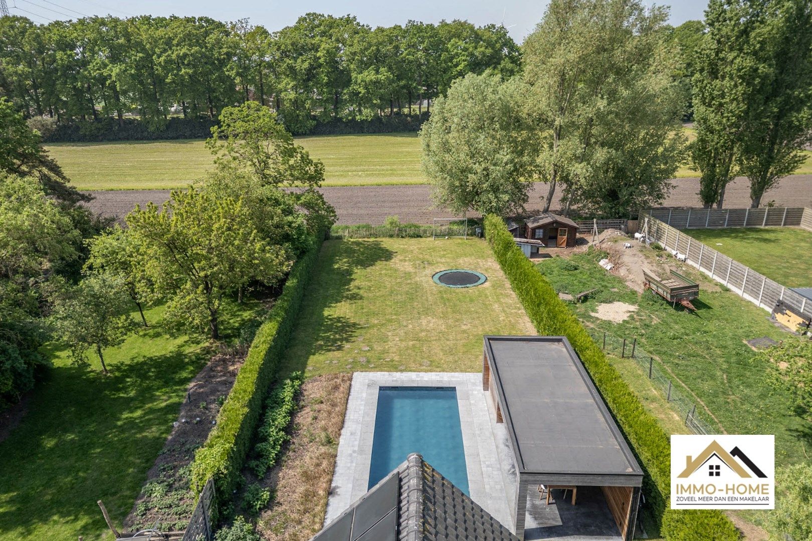 Prachtige hoogwaardige woning met zwembad!! foto 5
