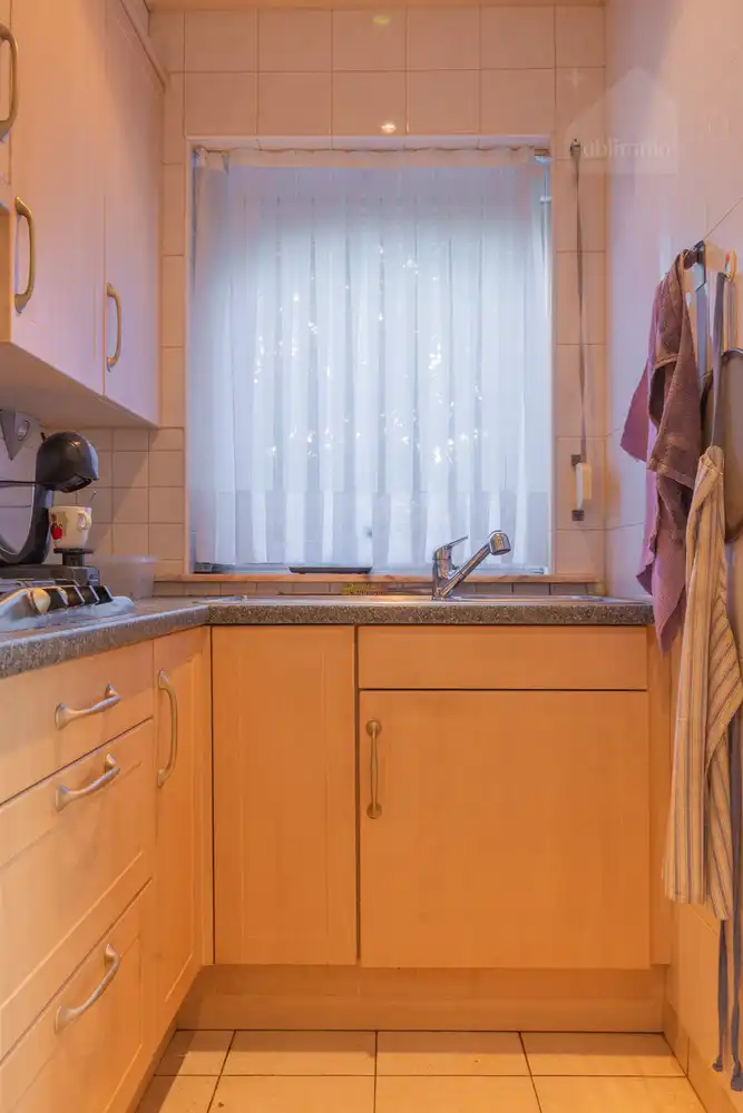 Vrijstaande woning met 3 slaapkamers op prachtig perceel van 17a 85ca foto 6
