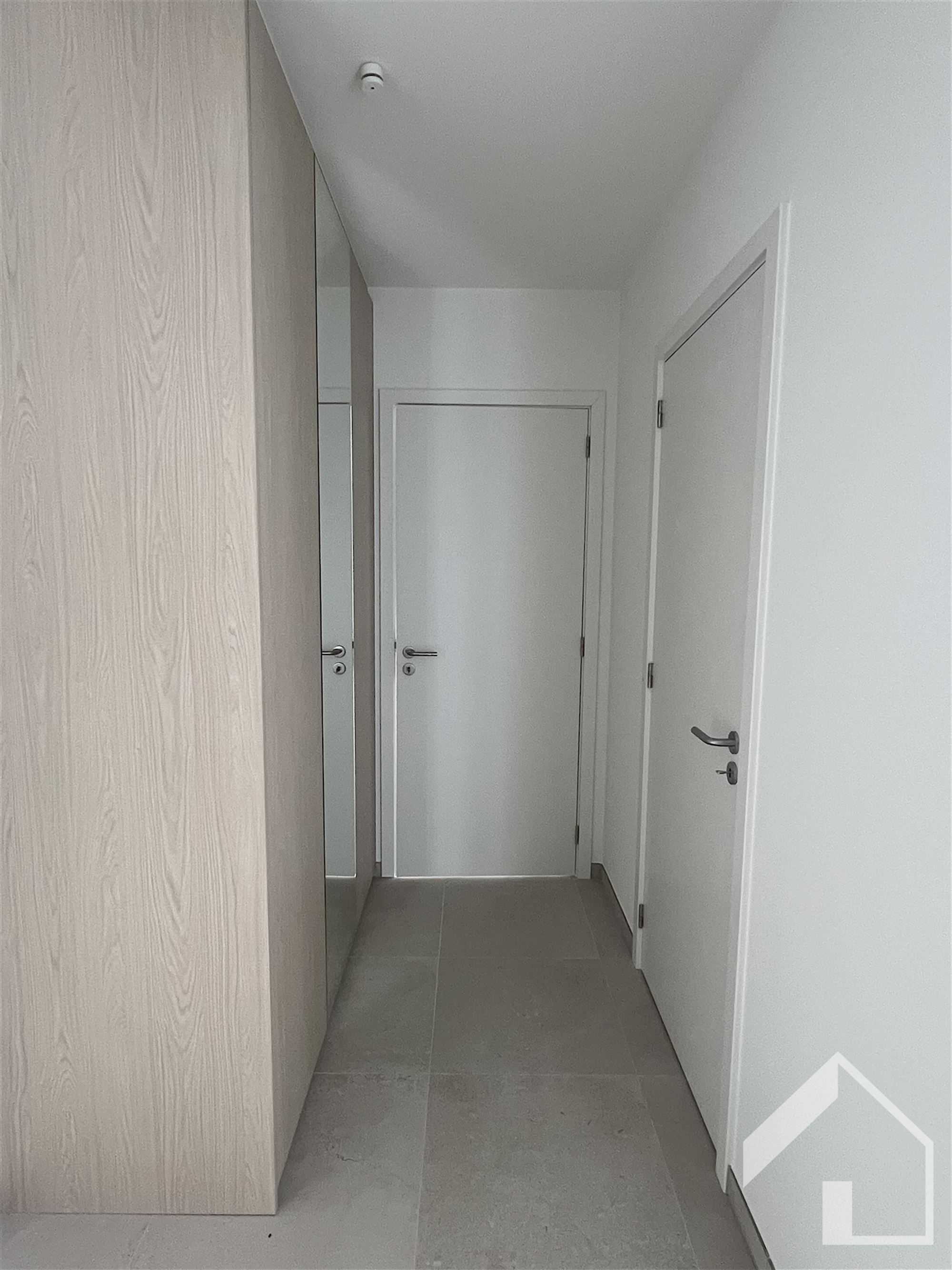 Nieuwbouwappartement met staanplaats en kelderberging foto 5