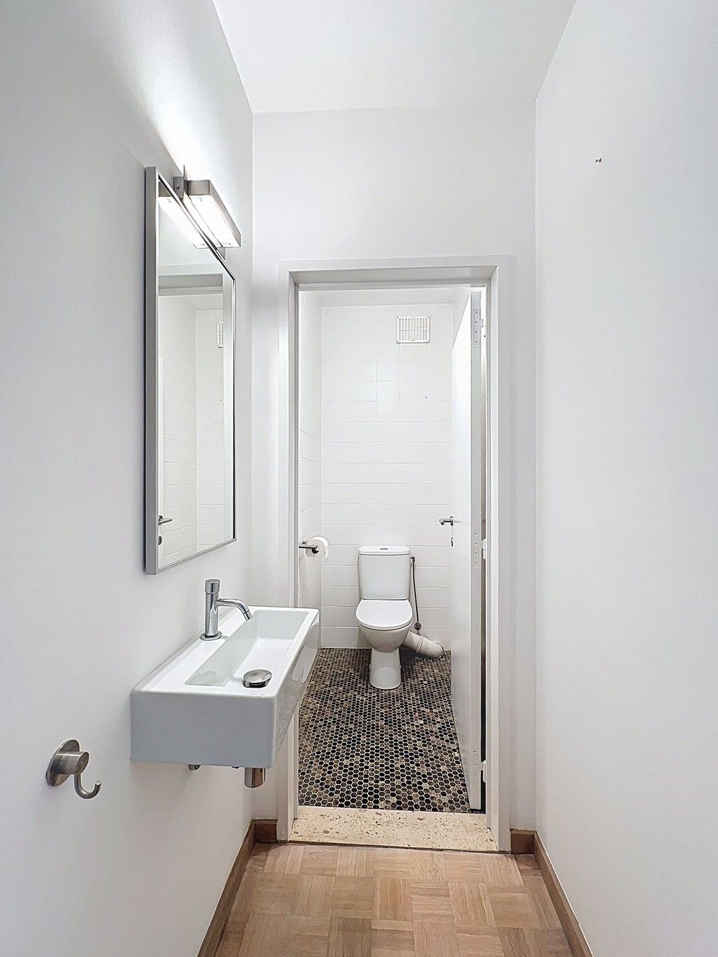 Rustig gelegen LICHTRIJK 3 SLPK appartement (157m²) nabij centrum en station Roeselare. foto 19