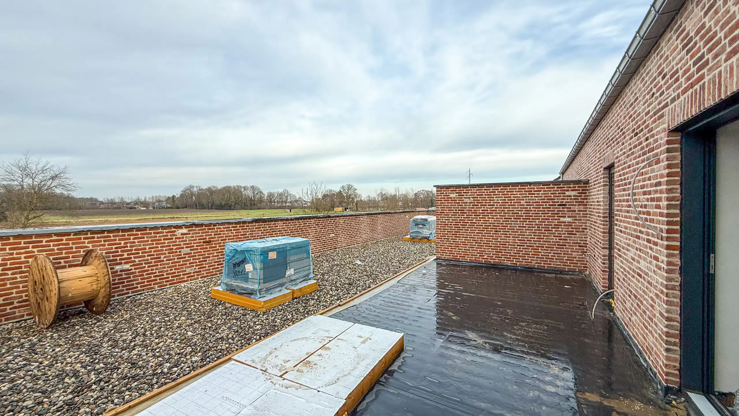 Duplex appartement casco+ afgewerkt met 2 slpks en terras! foto 9