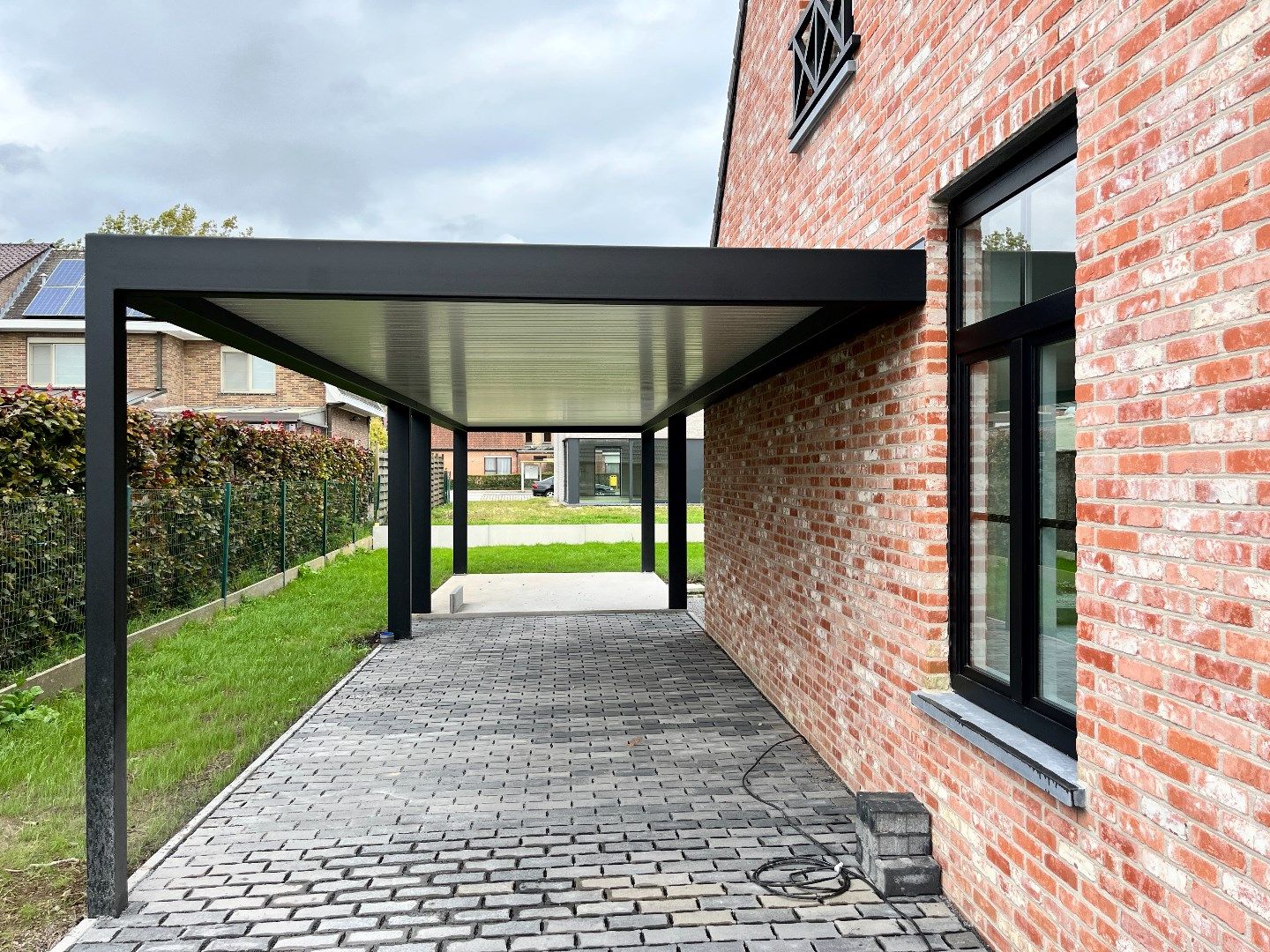 Instapklare nieuwbouwwoning met carport te Langemark foto 24