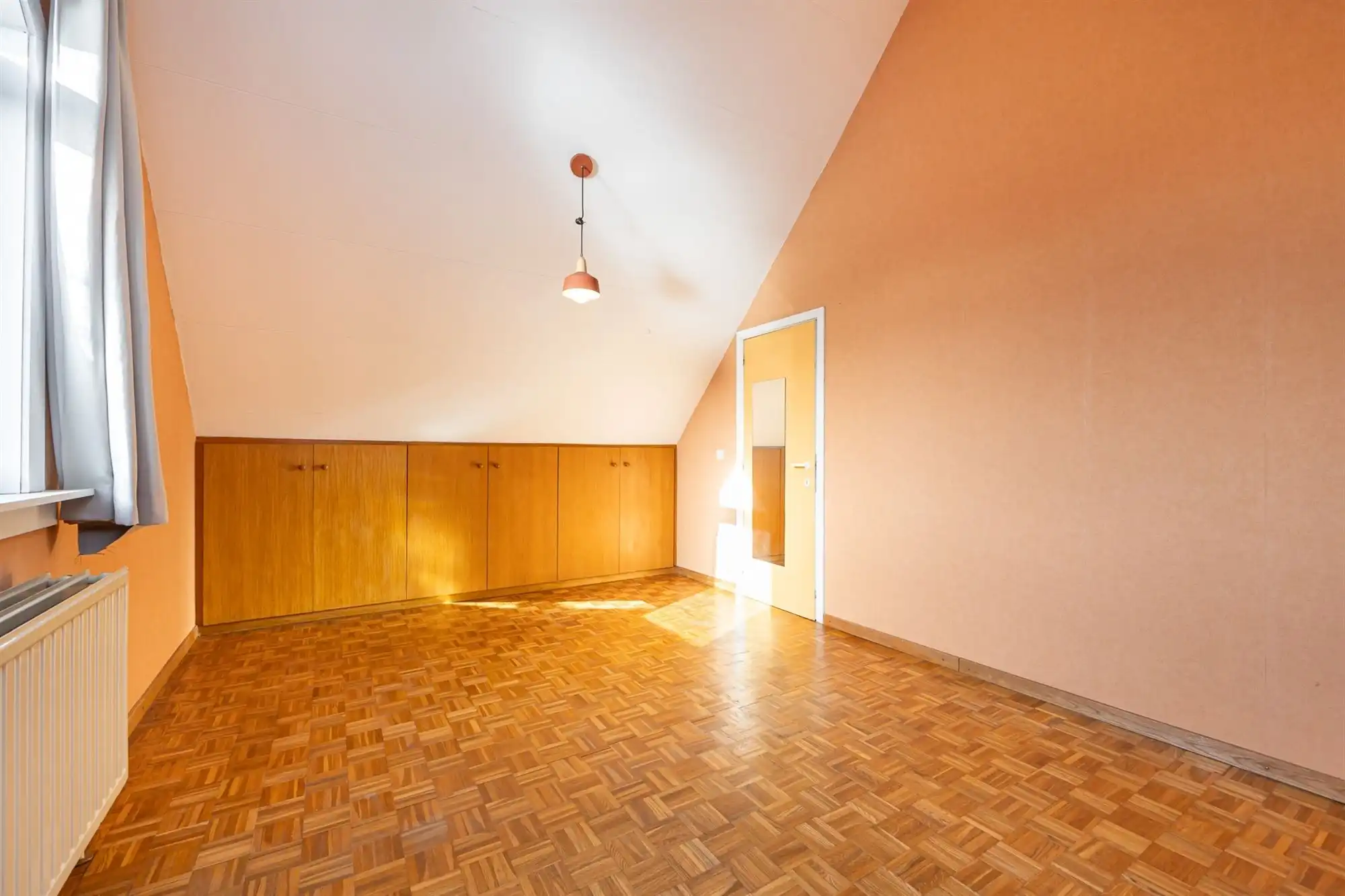 Instapklare open bebouwing met ruime tuin in een groene omgeving foto 19