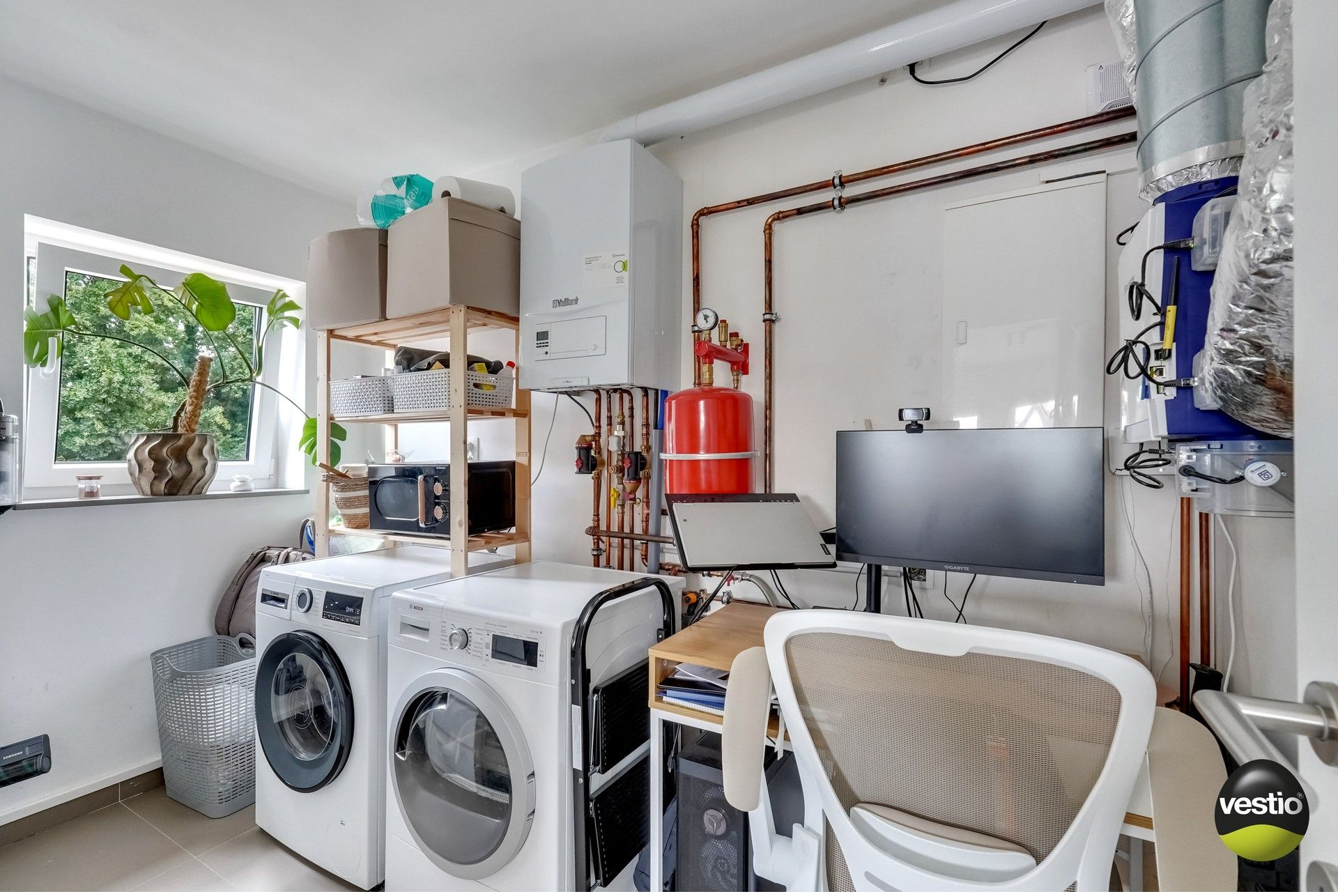 RUIM, INSTAPKLAAR DUPLEXAPPARTEMENT 110 M² MET XL TERRAS foto 17