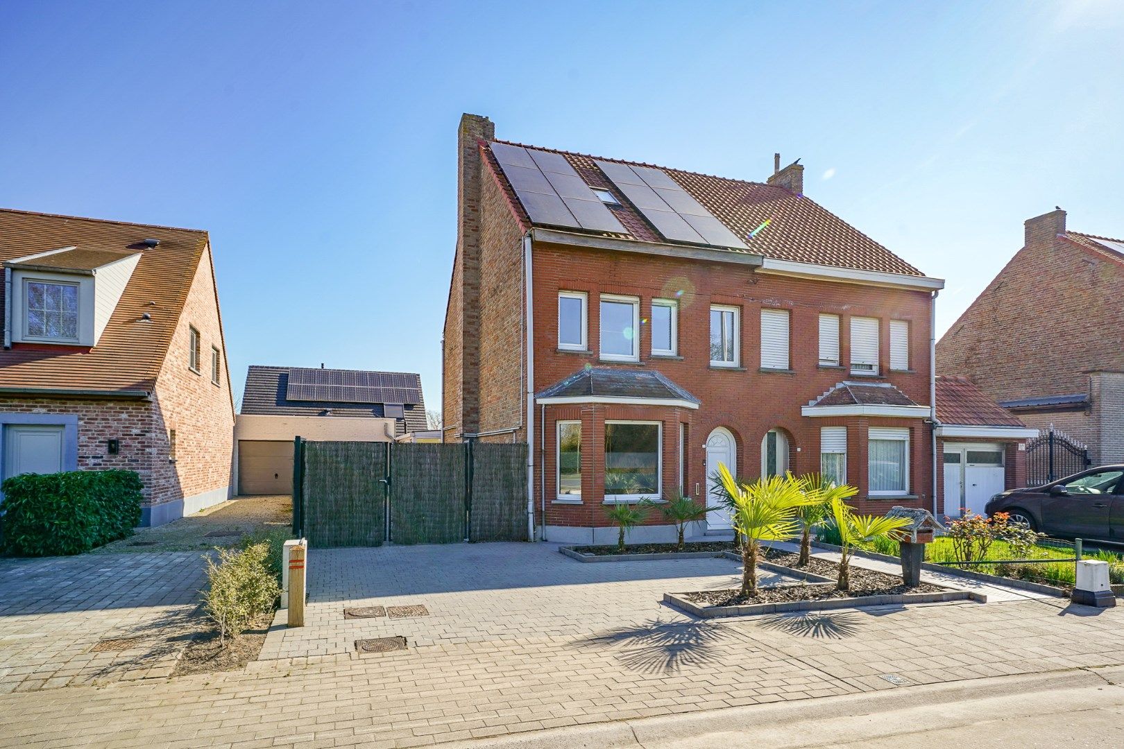 ()=>{if(producerUpdateValueVersion(node),producerAccessed(node),node.value===ERRORED)throw node.error;return node.value} Westkerksestraat 45 - - 8460 Oudenburg