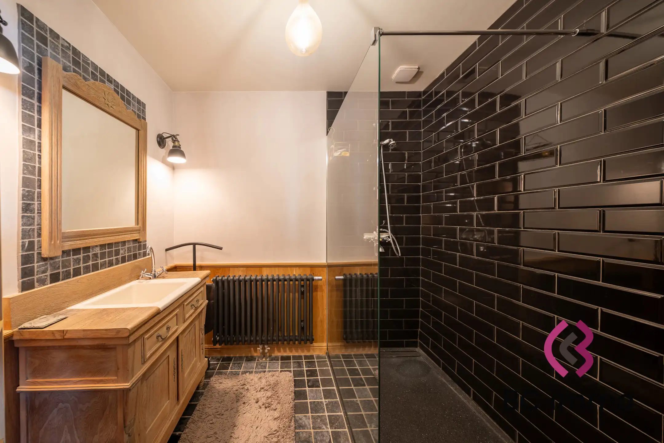 Modern en lichtrijk appartement met 2 slaapkamers foto 12