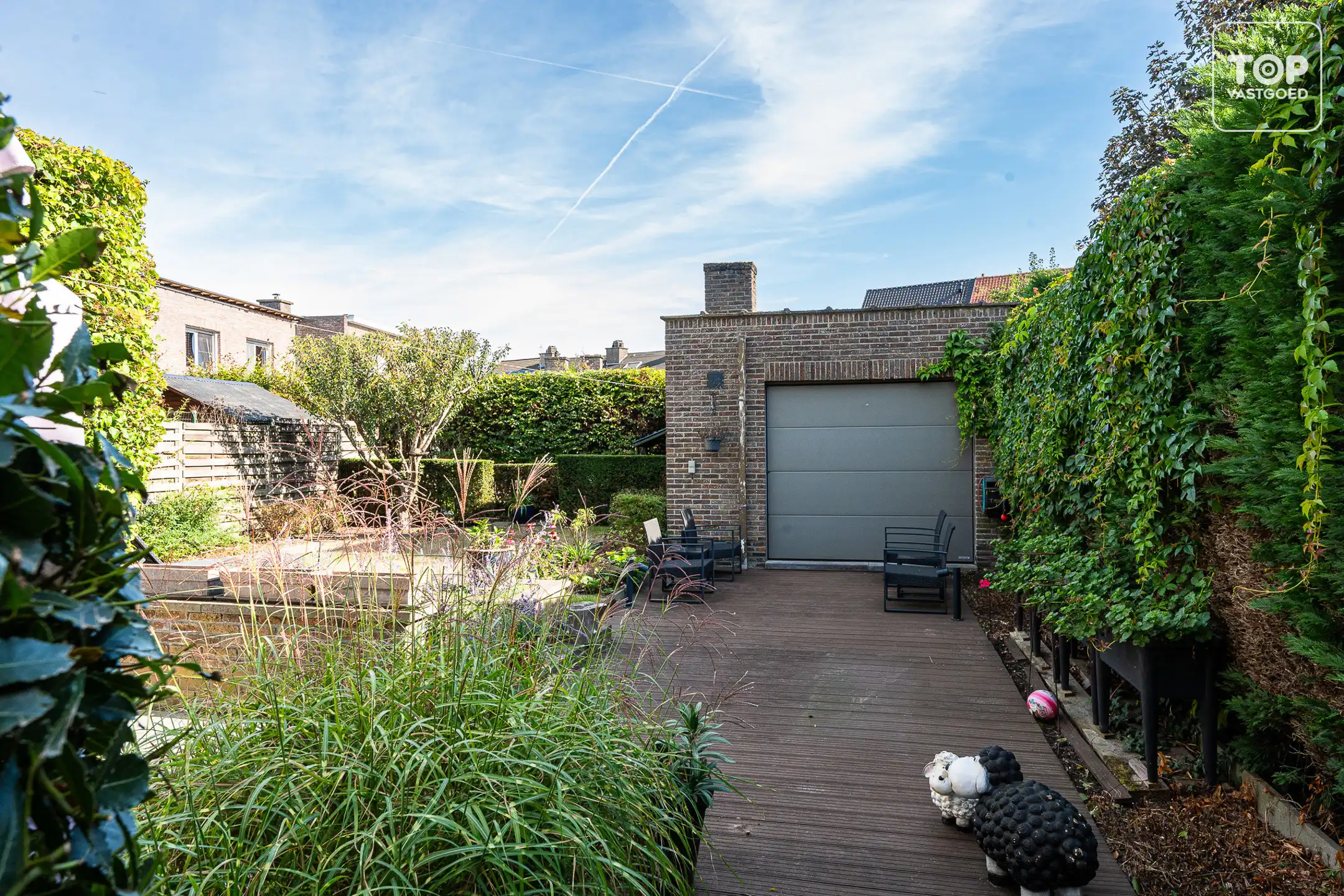 Instapklare halfopen woning met 4 slaapkamers, garage en mooie tuin foto 25