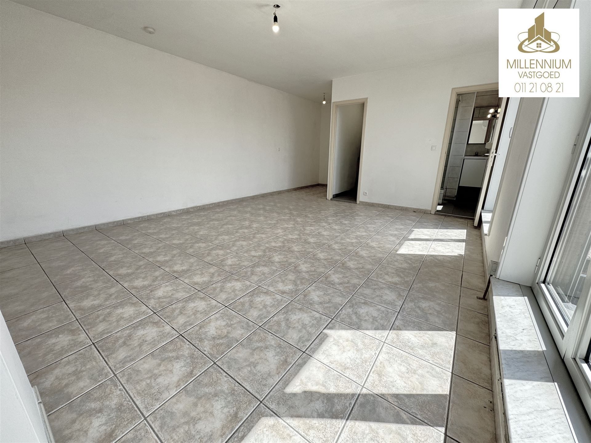 Moderne Studio van 40m² in Hartje Genk foto 9