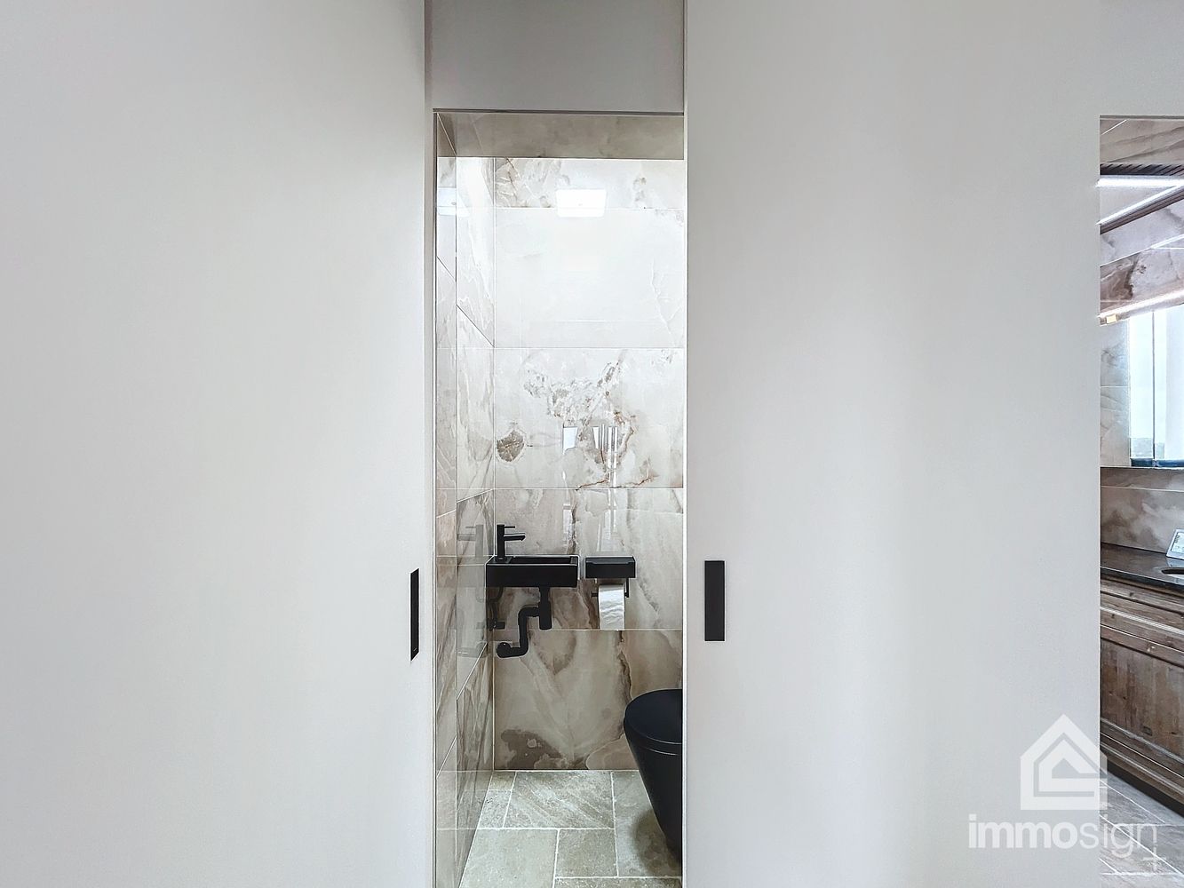 Hoogwaardig afgewerkt penthouse met zeer groot terras te Boekt! foto 23