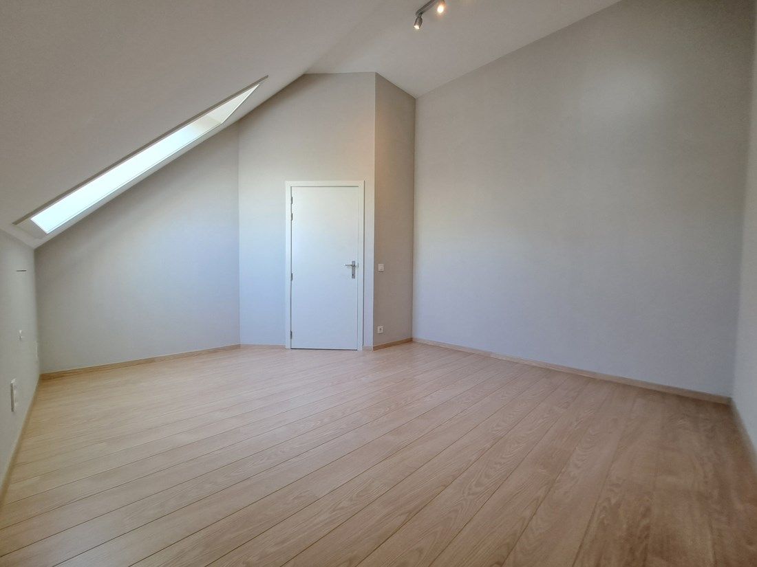 Perfect onderhouden rijwoning te Lommel foto 21