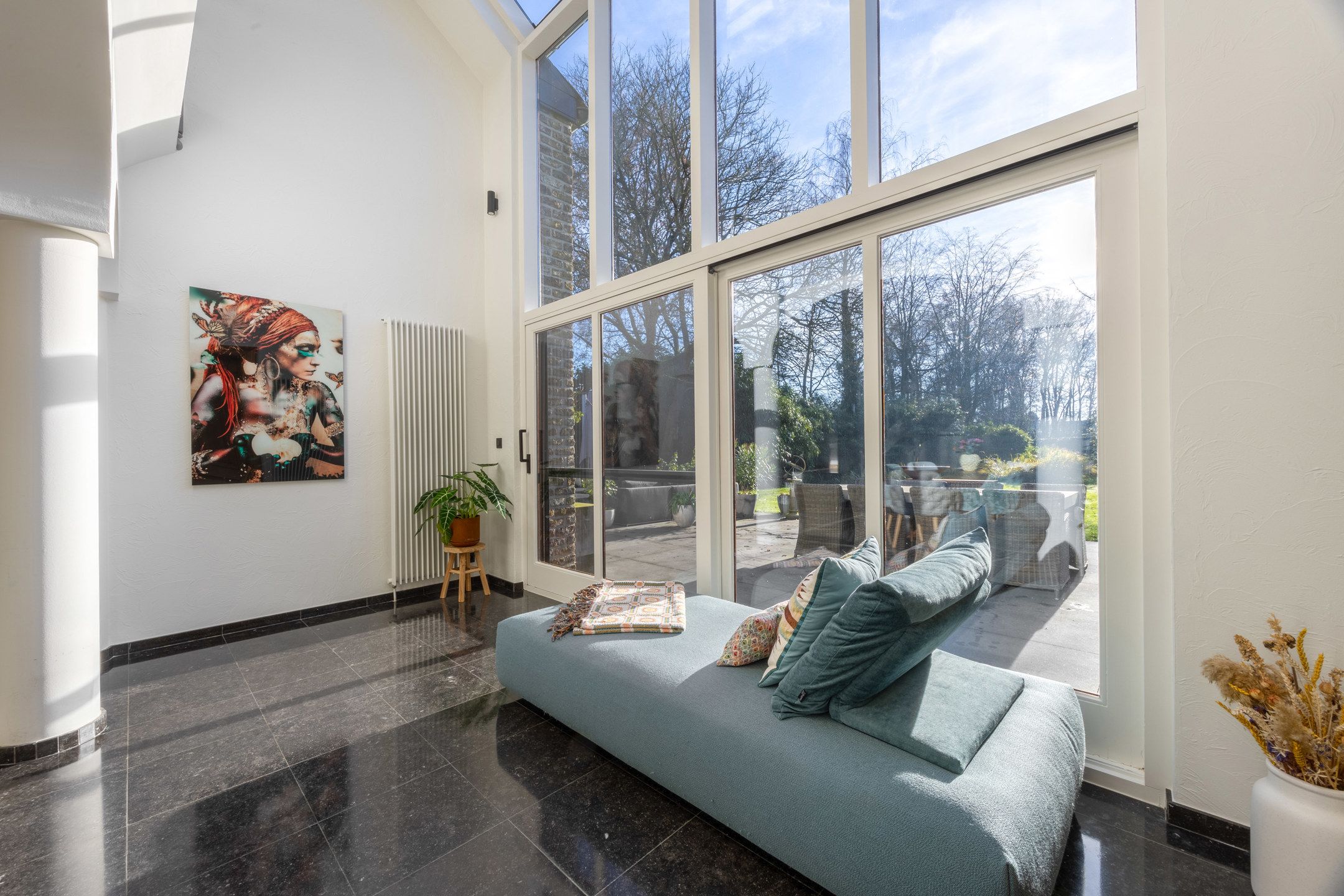 Unieke woning met prachtige tuin en veel privacy foto 2