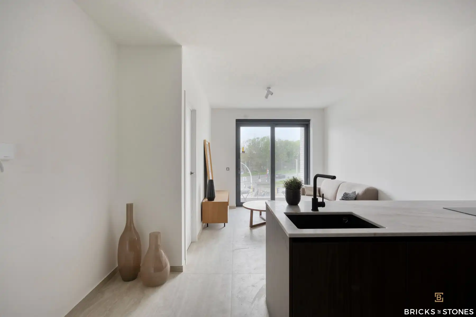 Luxe nieuwbouw appartement met 2 slaapkamers en terras foto 2
