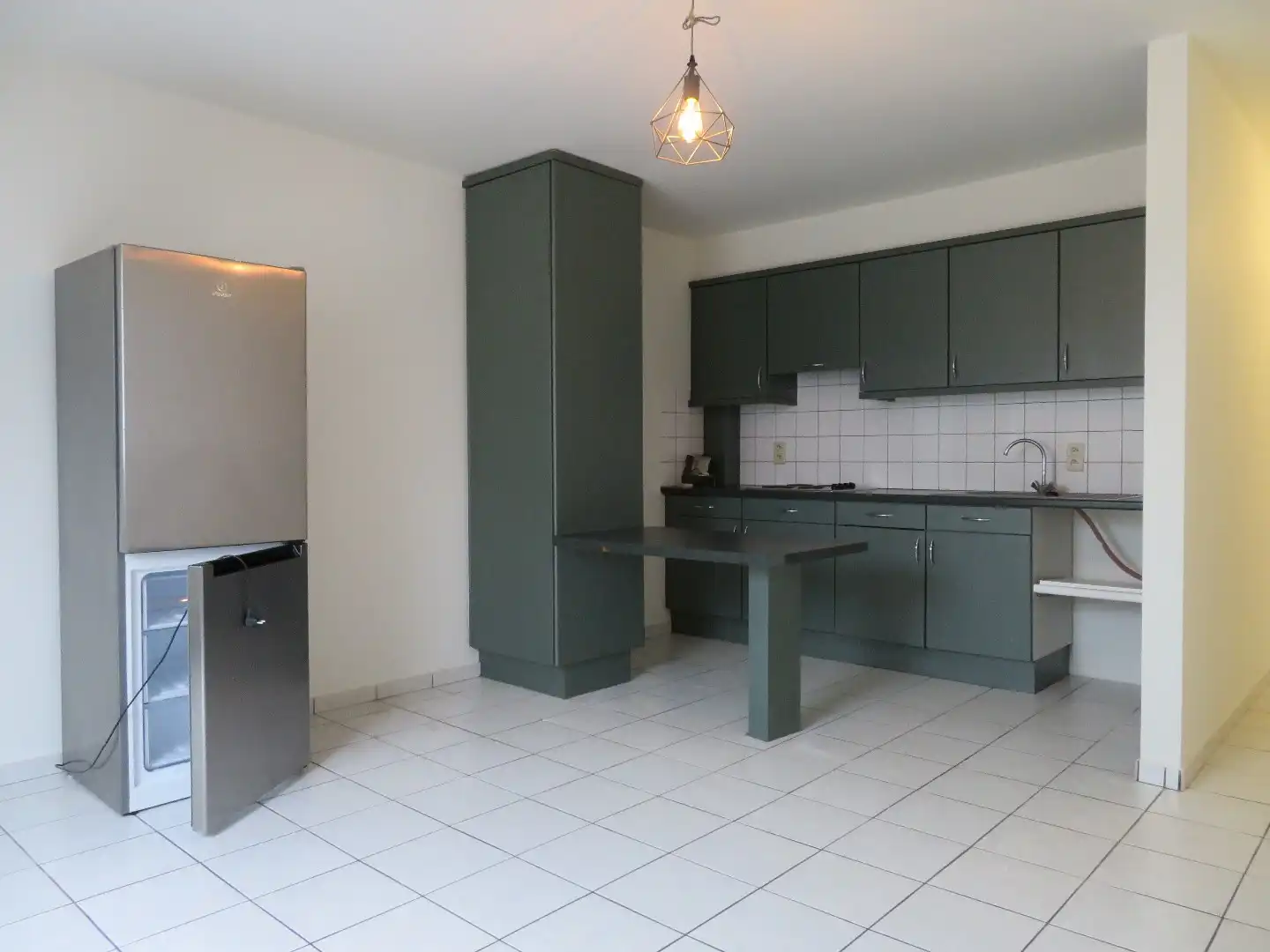 Knus appartement in dorpskern van Neeroeteren met autostandplaats! foto 3